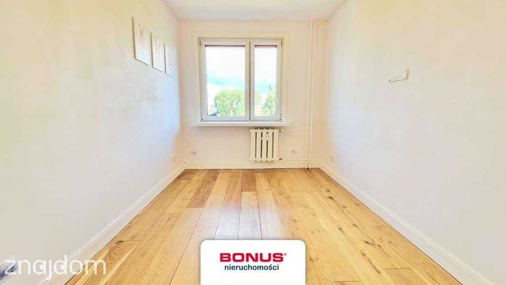 3 pokoje z dużym balkonem i klimą - zdjęcie 5