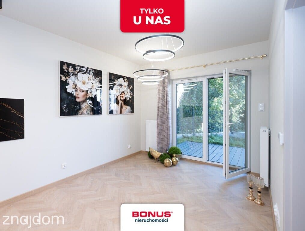 2 pokojowy apartament ogródkiem i parkingiem.