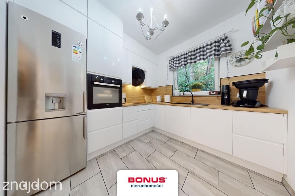Apartament z ogródkiem i parkingiem os. Poziomkowe - zdjęcie 7