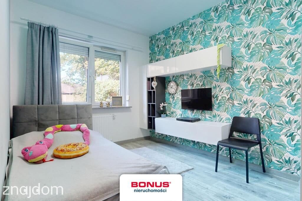 Apartament z ogródkiem i parkingiem os. Poziomkowe - zdjęcie 9