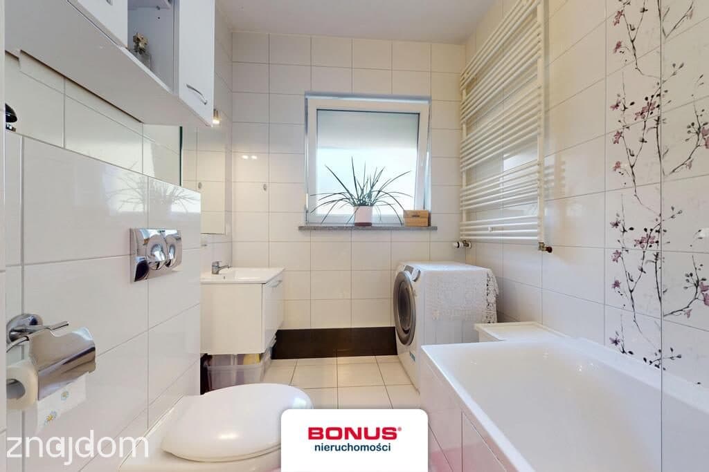 Apartament z ogródkiem i parkingiem os. Poziomkowe - zdjęcie 11