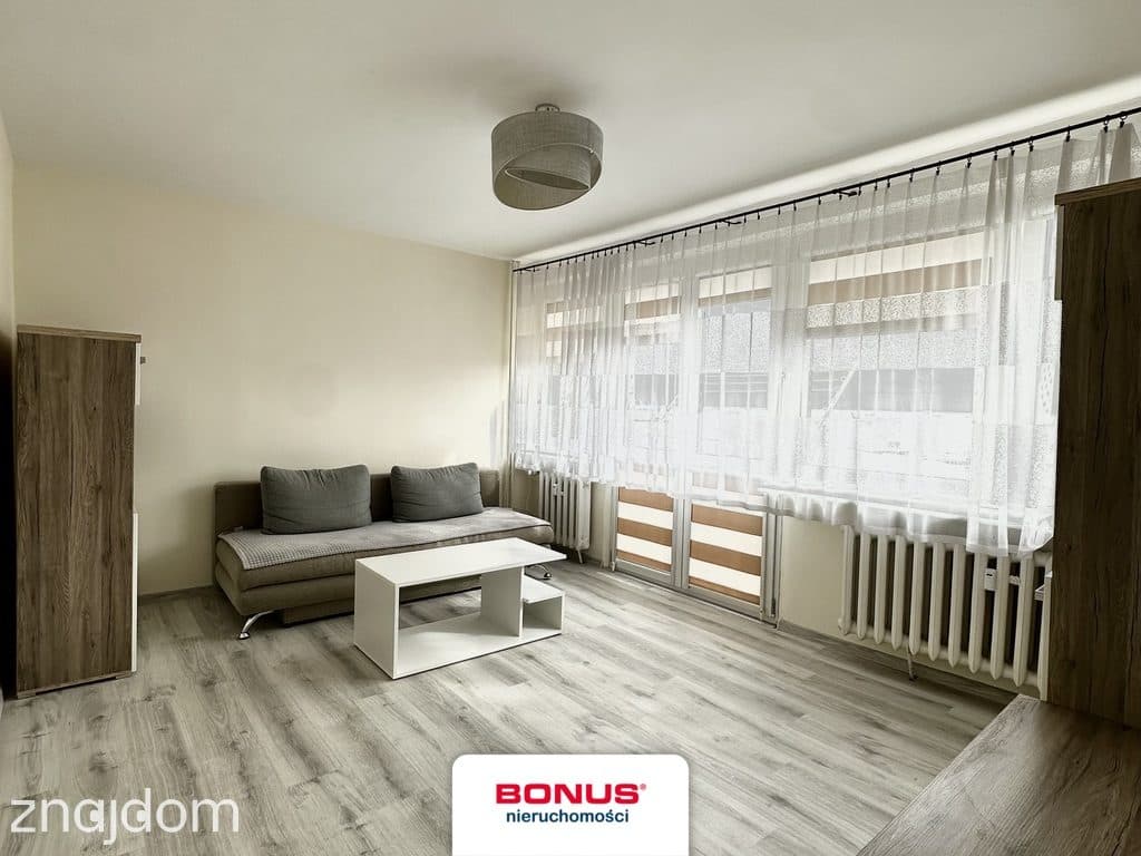 2 pokoje, 38, 3 m², wysoki blok, 8 piętro, winda