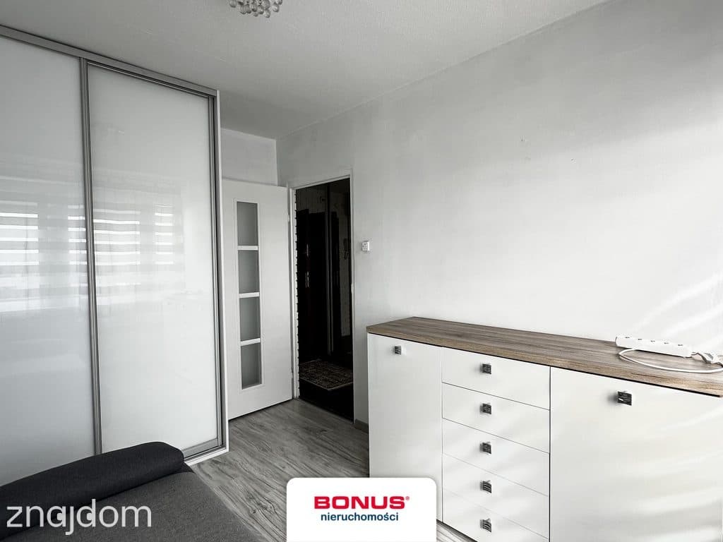 2 pokoje, 38, 3 m², wysoki blok, 8 piętro, winda - zdjęcie 4