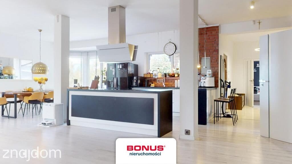 Dom 250 m² z garażem i działką inwestycyjną 2,36 h - zdjęcie 8