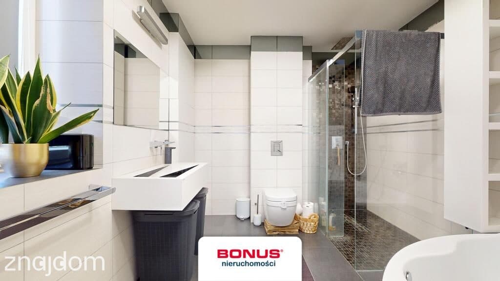 Dom 250 m² z garażem i działką inwestycyjną 2,36 h - zdjęcie 11