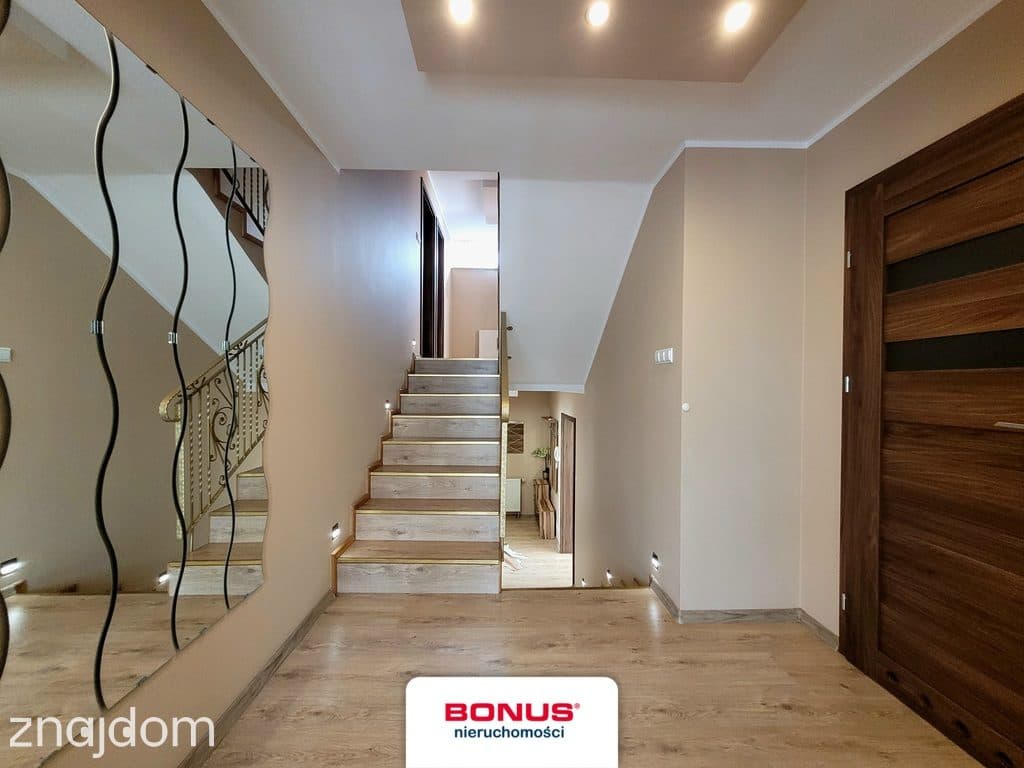 Dom 225 m² z dużym garażem– Krępiec k. Świdnika - zdjęcie 3