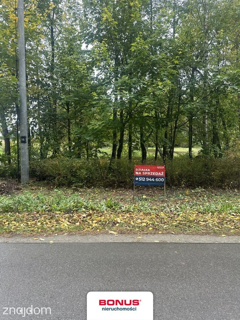 Krężnica Jara, działka przy lesie. - zdjęcie 3