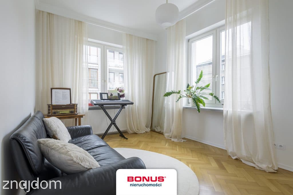 80 m², 4 pokoje,  5 min od Łazienek - zdjęcie 9