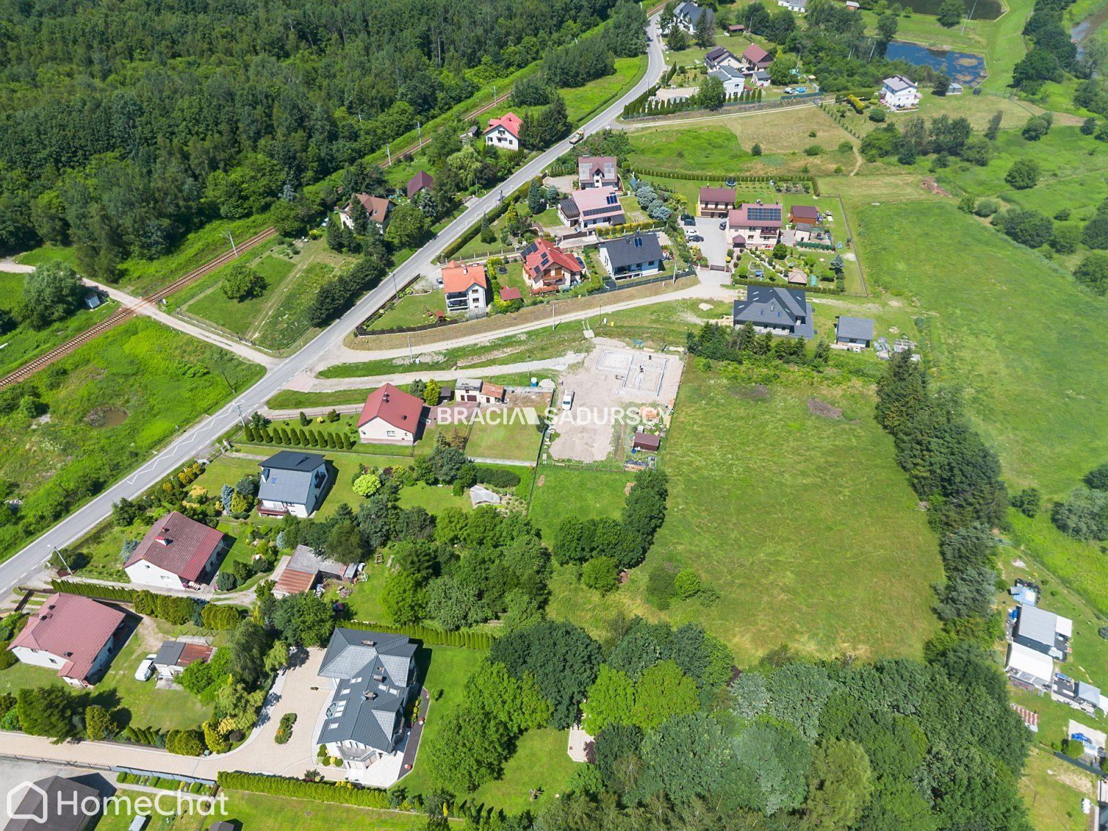 Dom z dużą działką budowlaną. Rzozów 87 arów.
