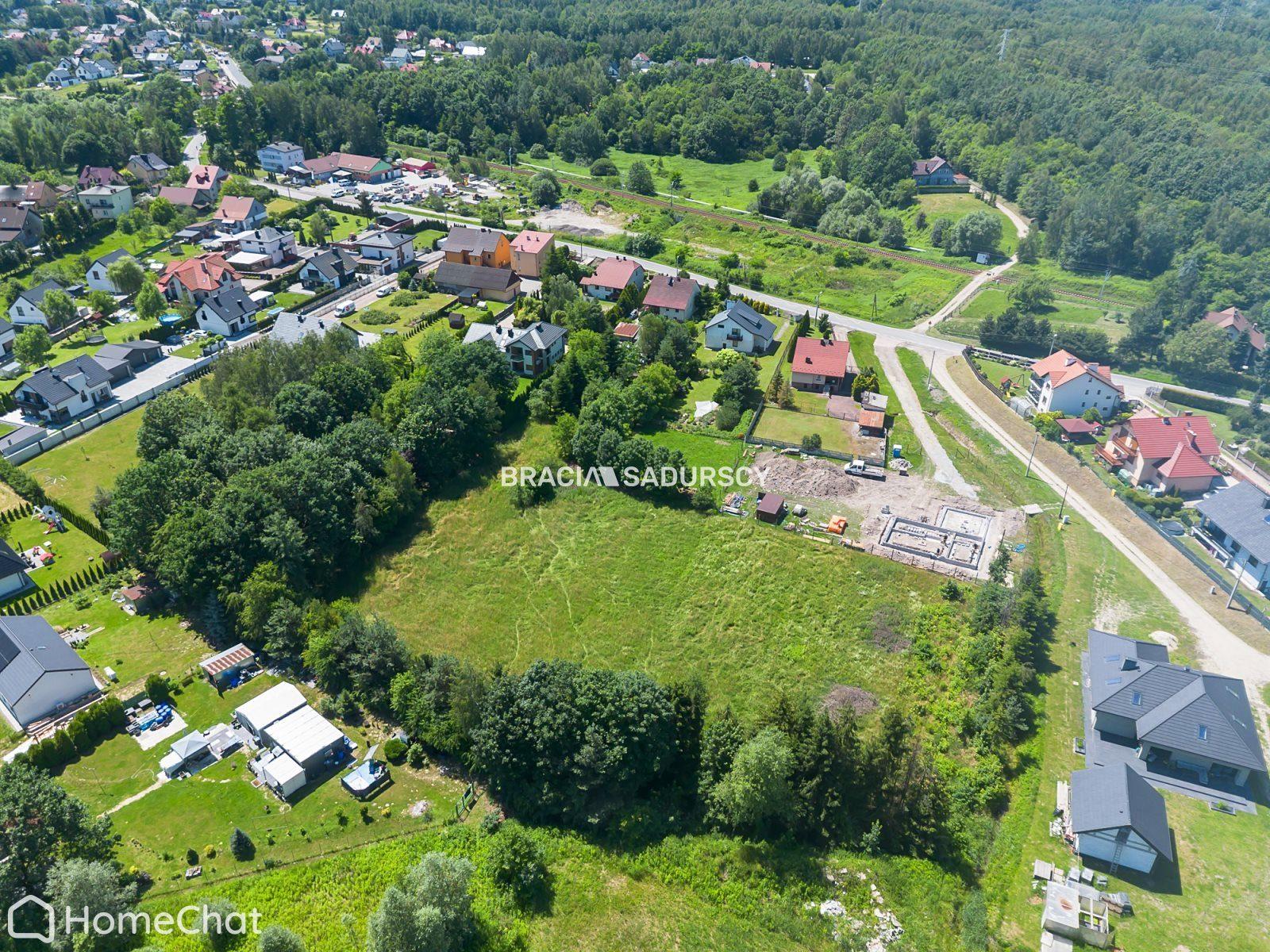 Dom z dużą działką budowlaną. Rzozów 87 arów.