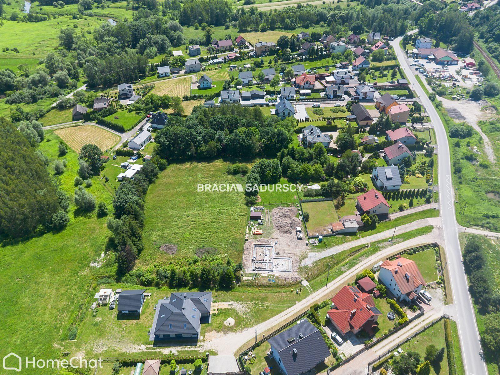 Dom z dużą działką budowlaną. Rzozów 87 arów.