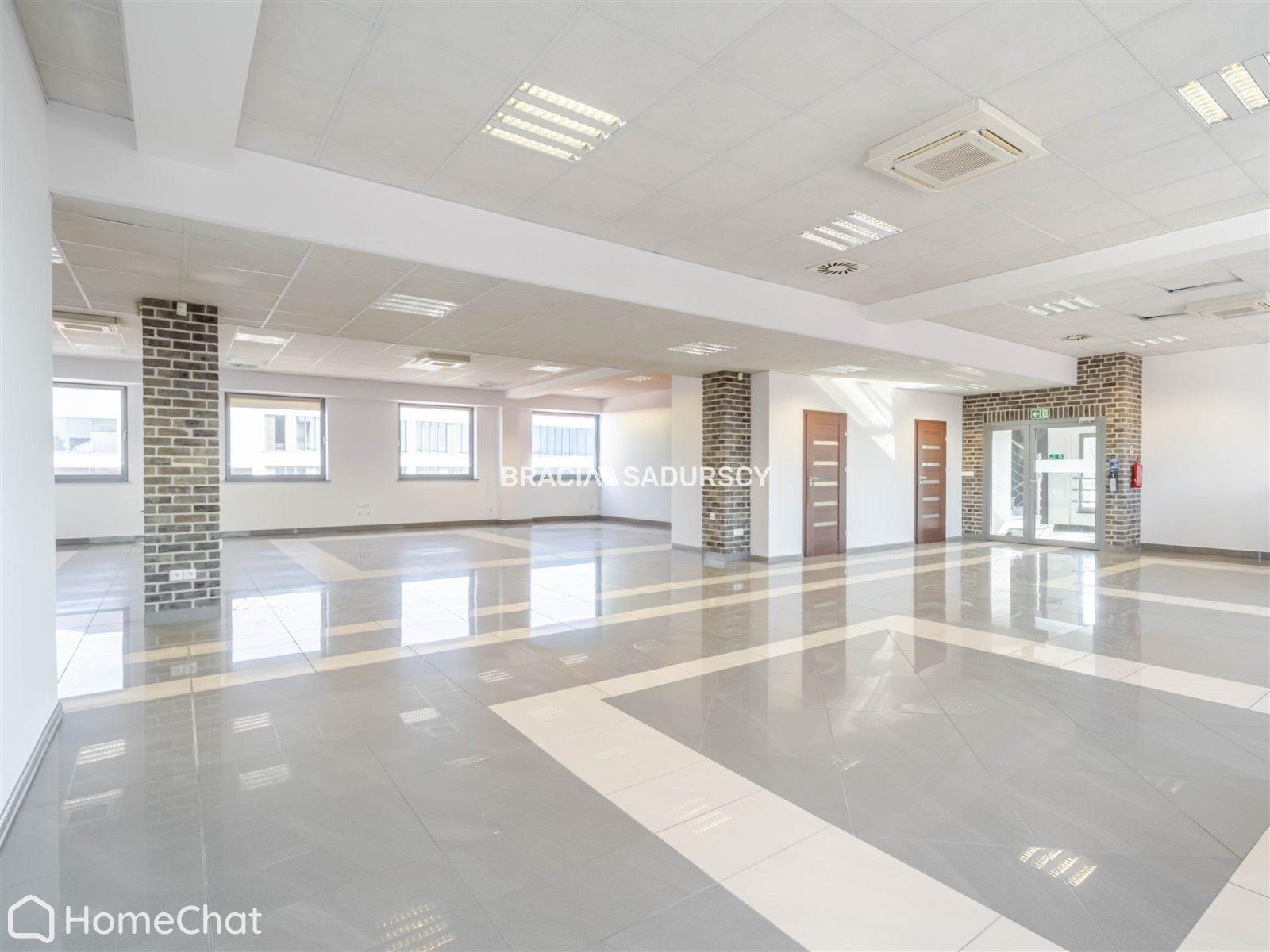 Open space/całe piętro w nowoczesnym biurowcu 1-P