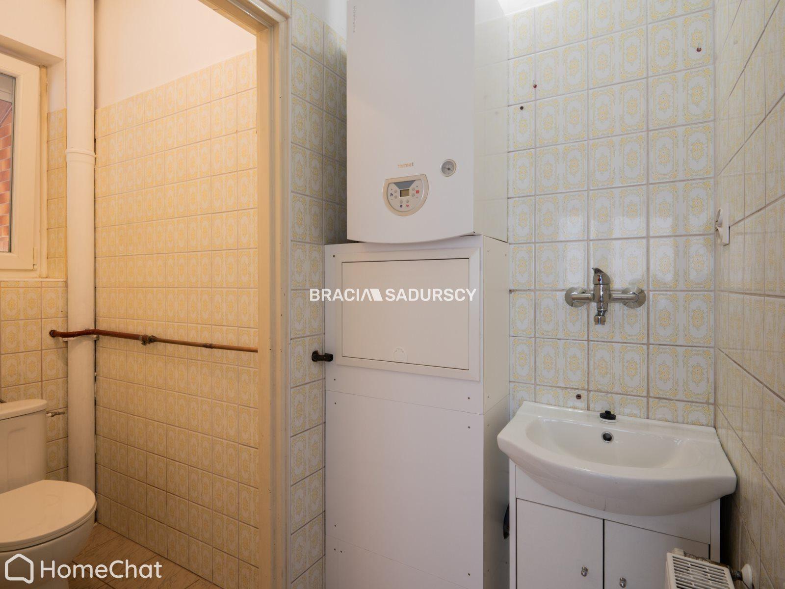 Lokal handlowo-usługowy 77,3 m², parking, Skawina