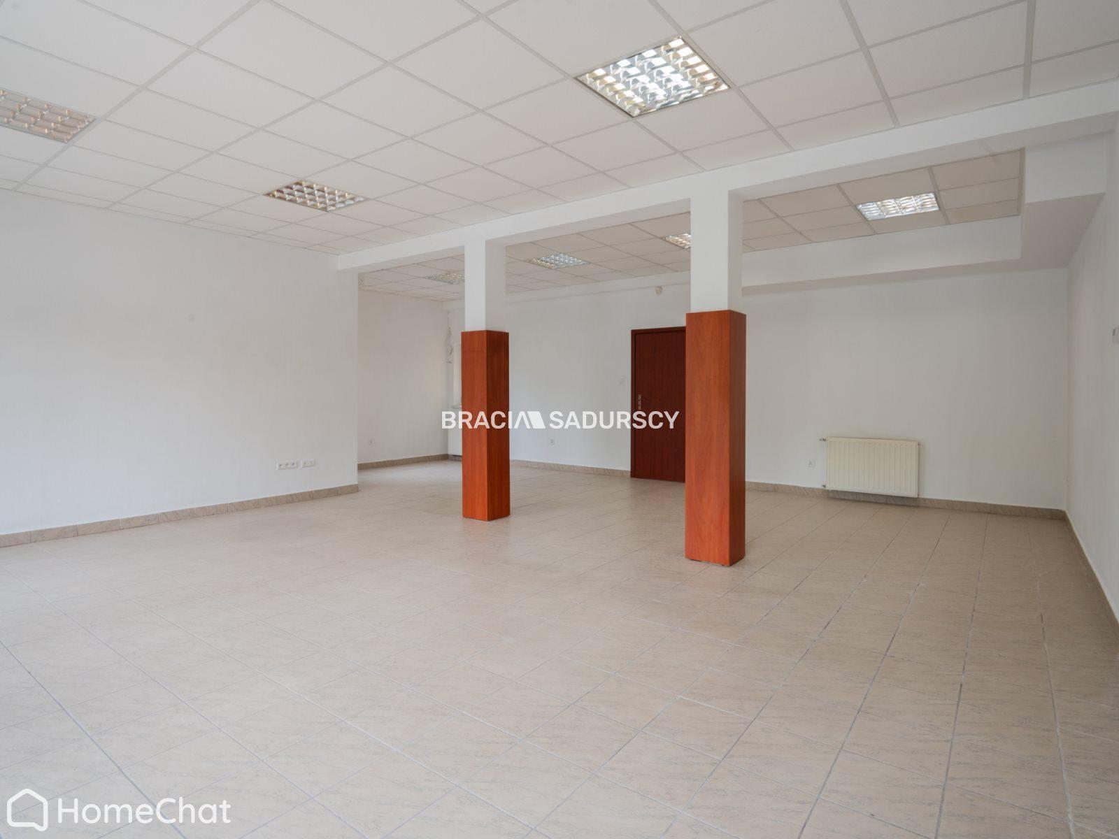 Lokal handlowo-usługowy 77,3 m², parking, Skawina