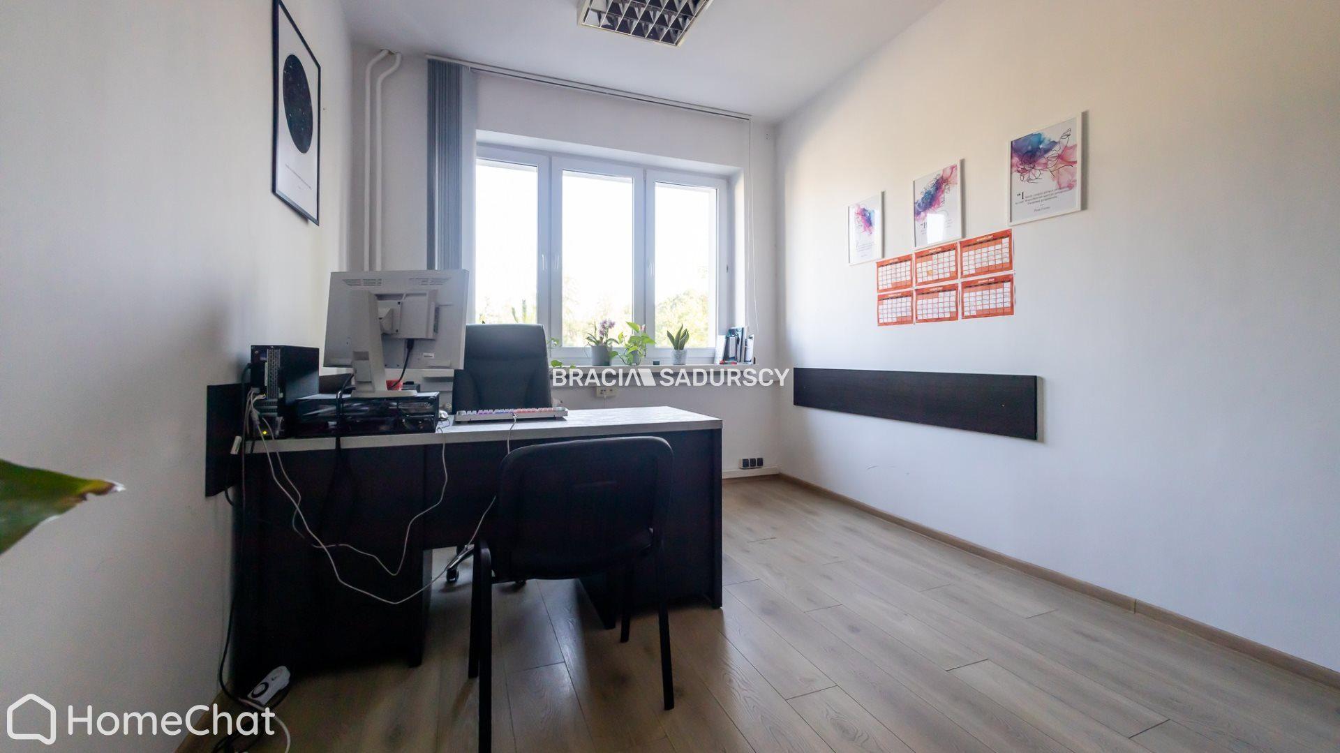 Bronowice, 217m2 biur + parking
