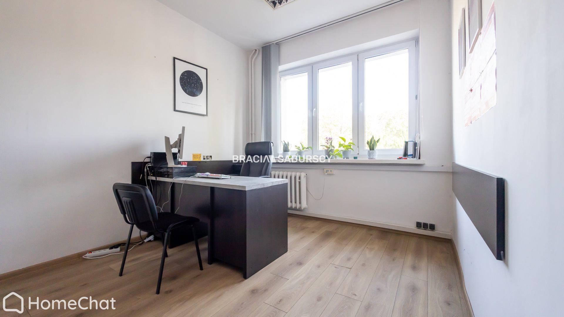 Bronowice, 217m2 biur + parking