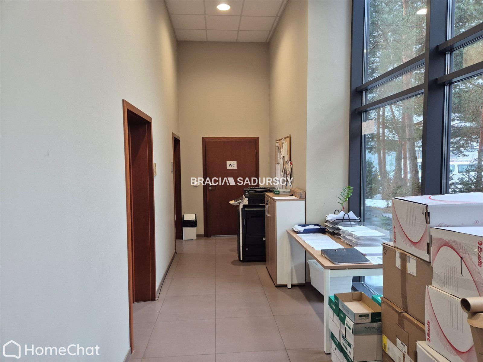 Bronowice, parter, 95 m2 biur + parking
