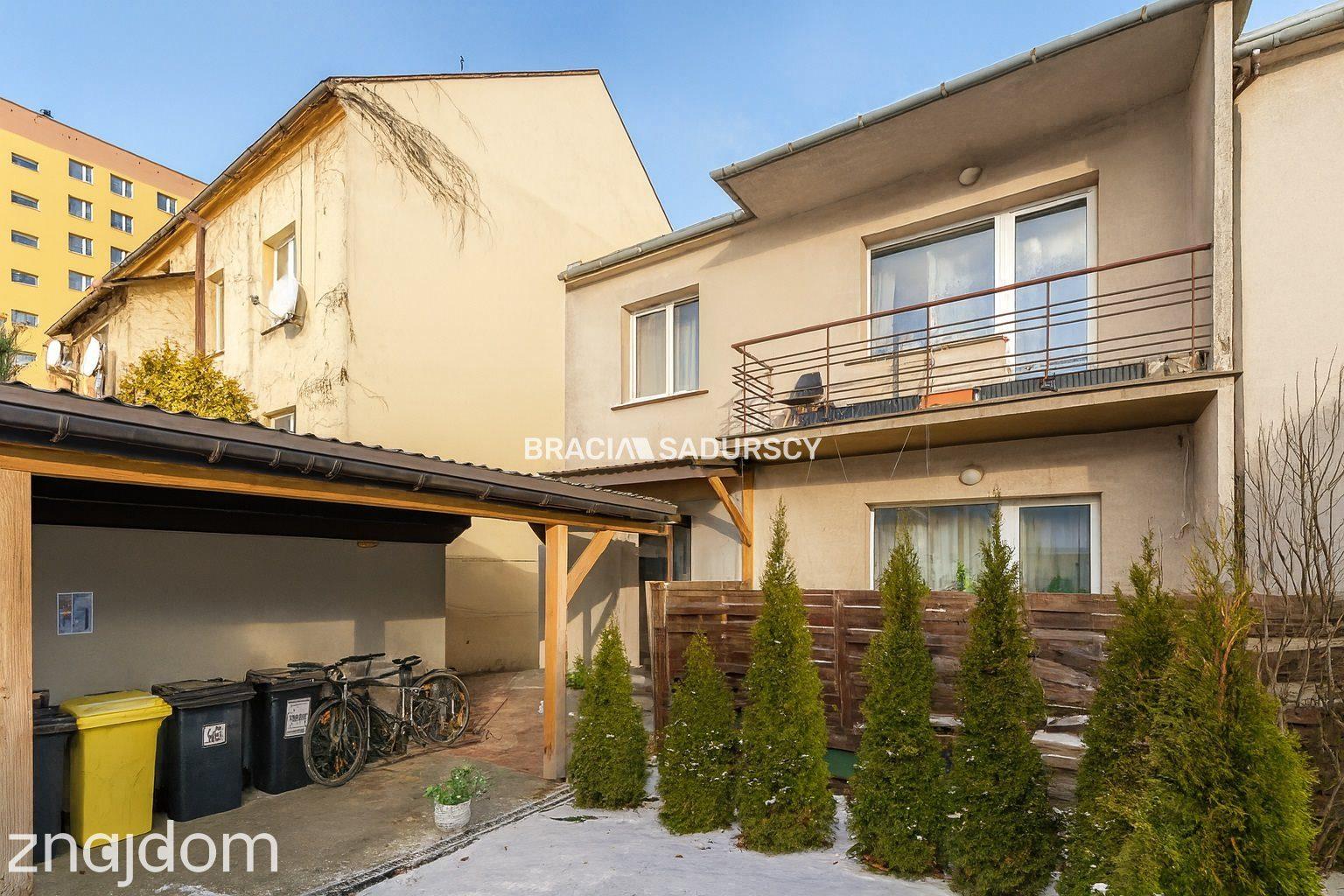Dom inwestycyjny – 5 mieszkań, 2 lokale, paczkomat - zdjęcie 16