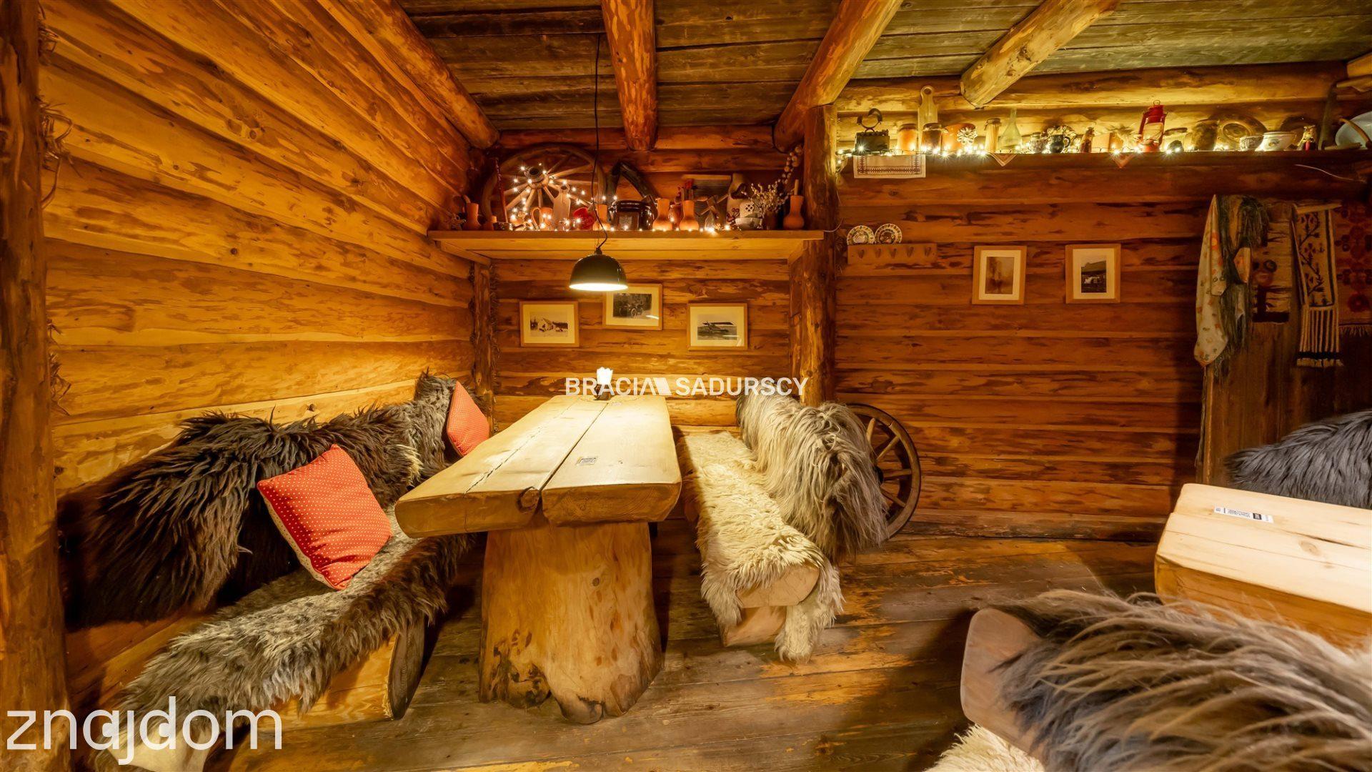 Lokal w centrum miasta z działającą restauracją - zdjęcie 12