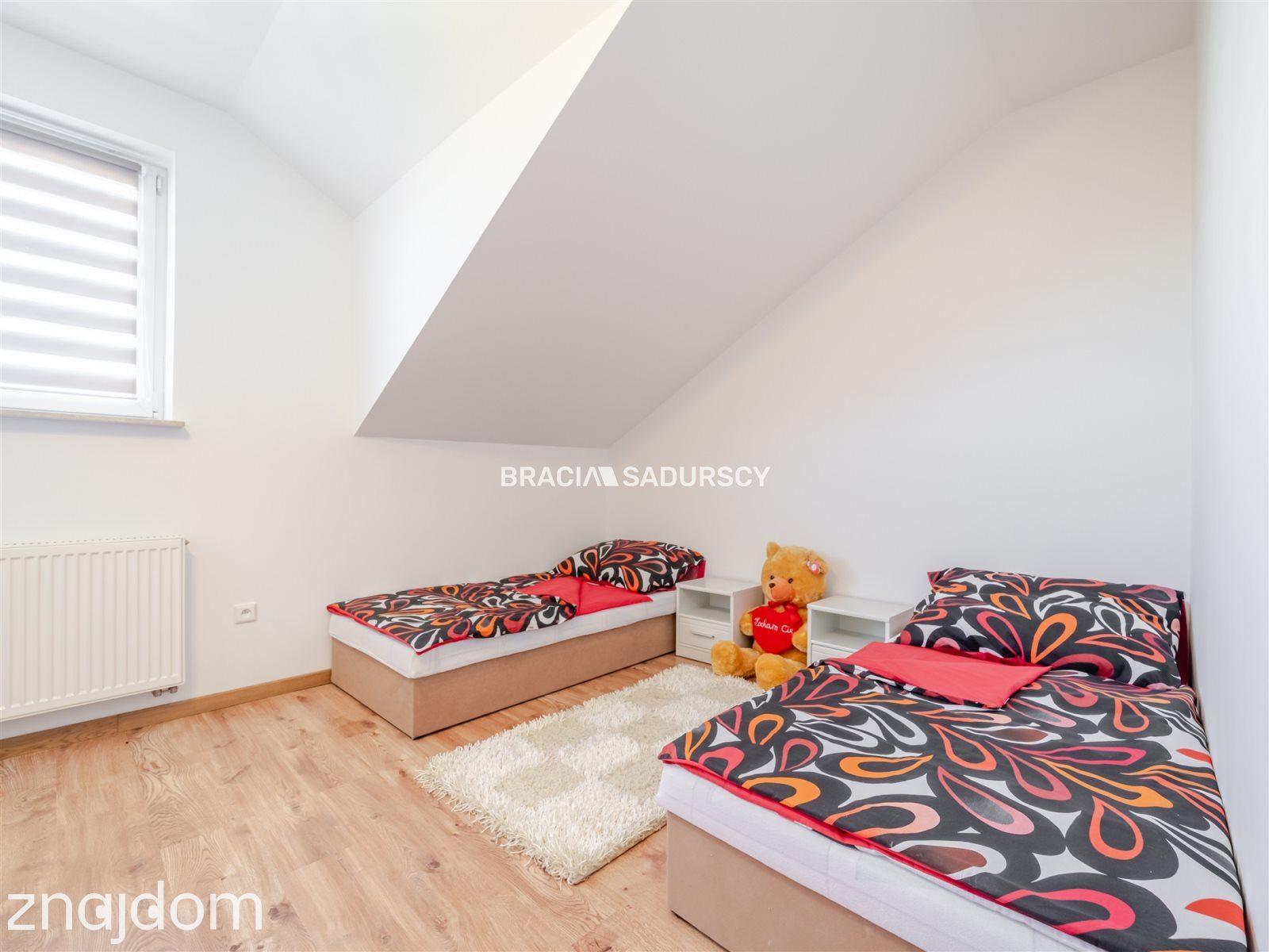 3 pokoje, 2-poziomy, balkon, zamknięte osiedle - zdjęcie 15