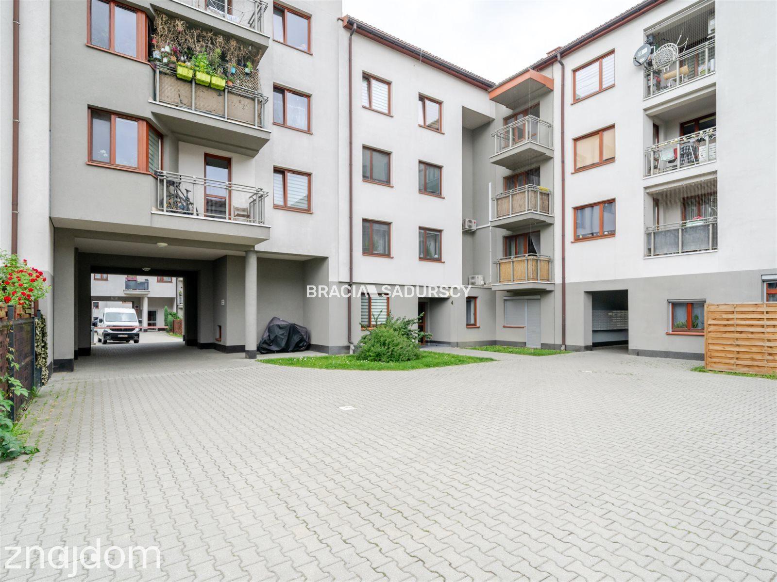 2 pok (oddzielne) 48m2 z garazem - zdjęcie 20