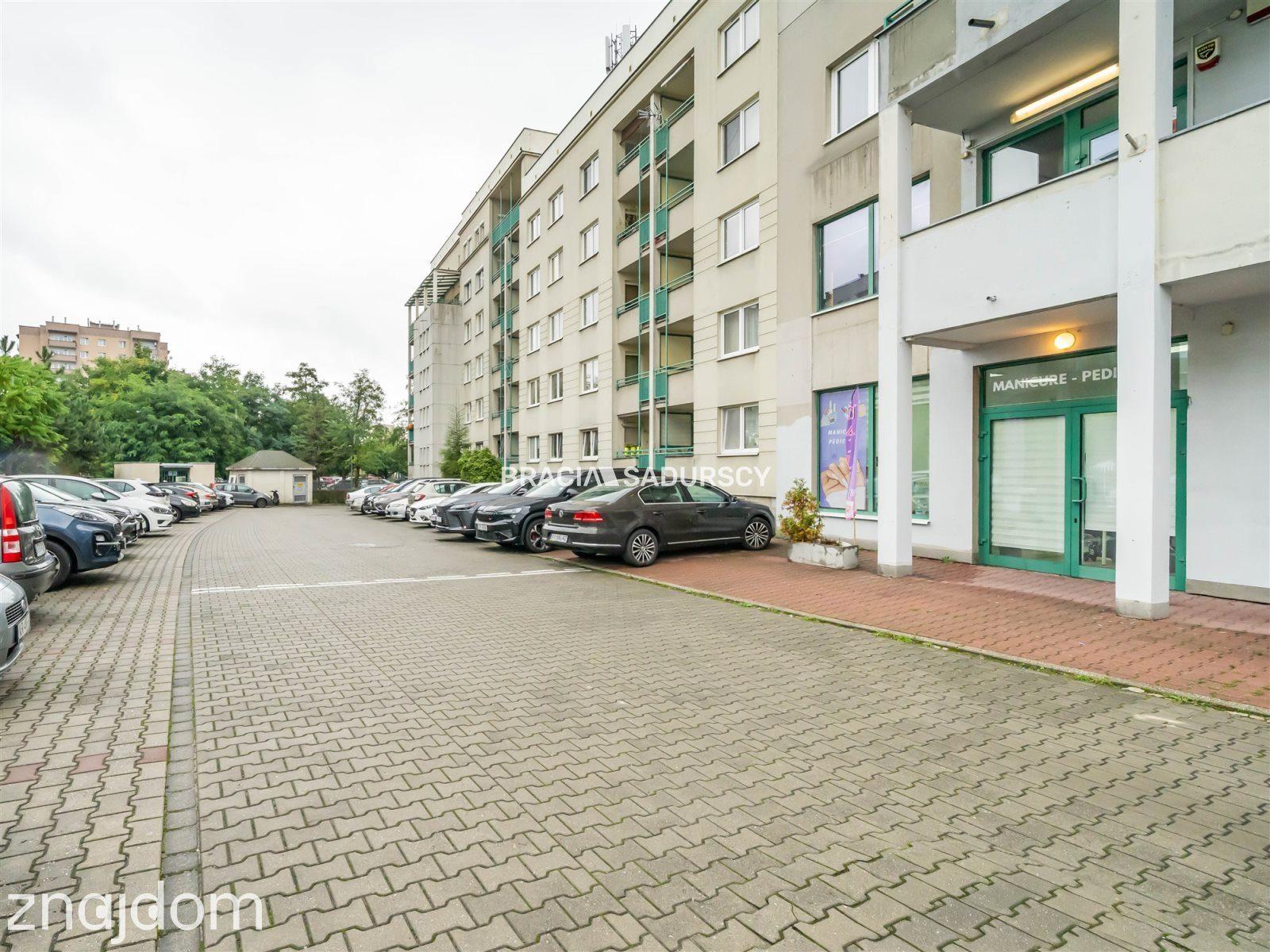 Sprzedam, duża kuchnia, 2-pok z balkonem - zdjęcie 27