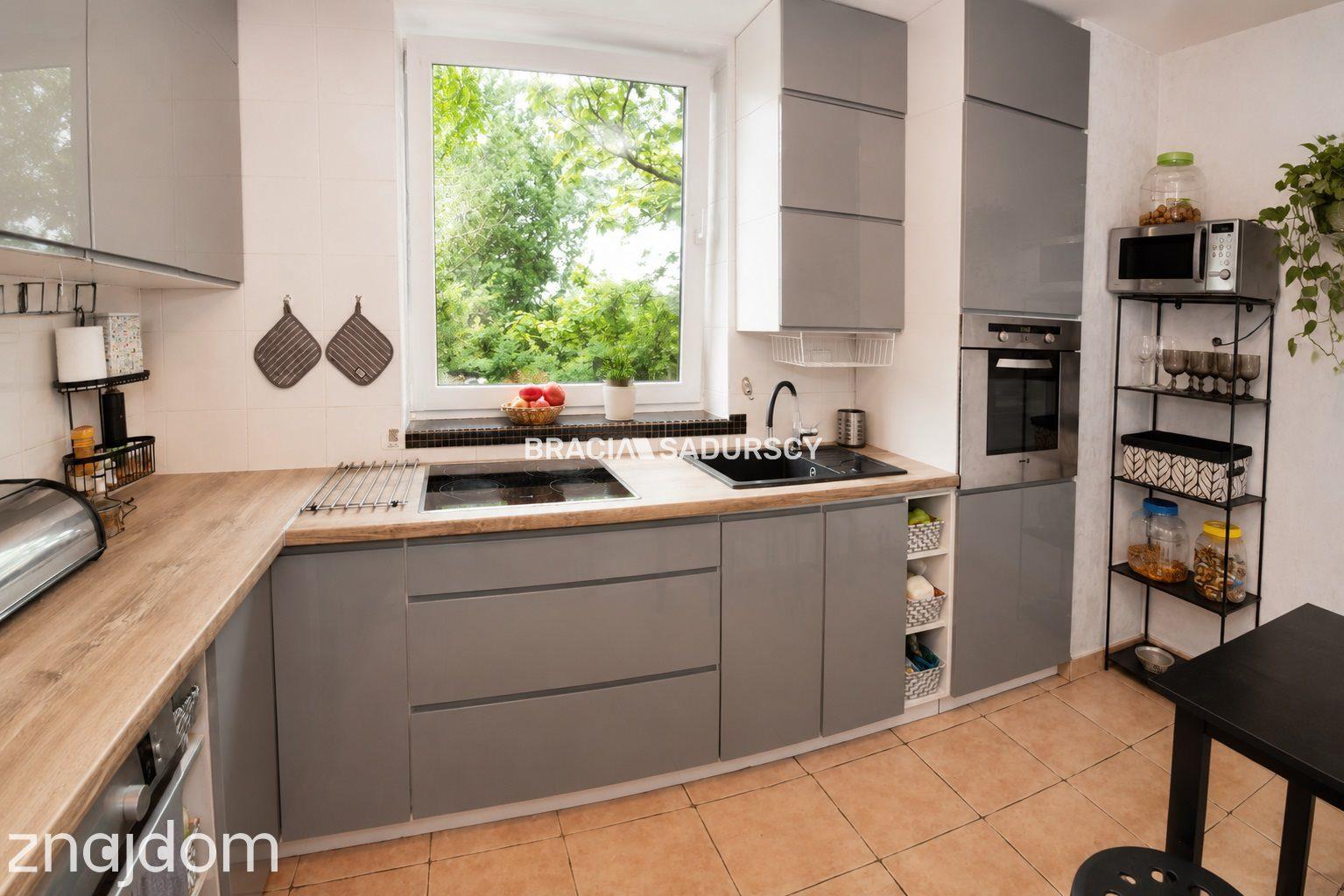 3 pokoje z ogrodem 130 m² i kominkiem - zdjęcie 19