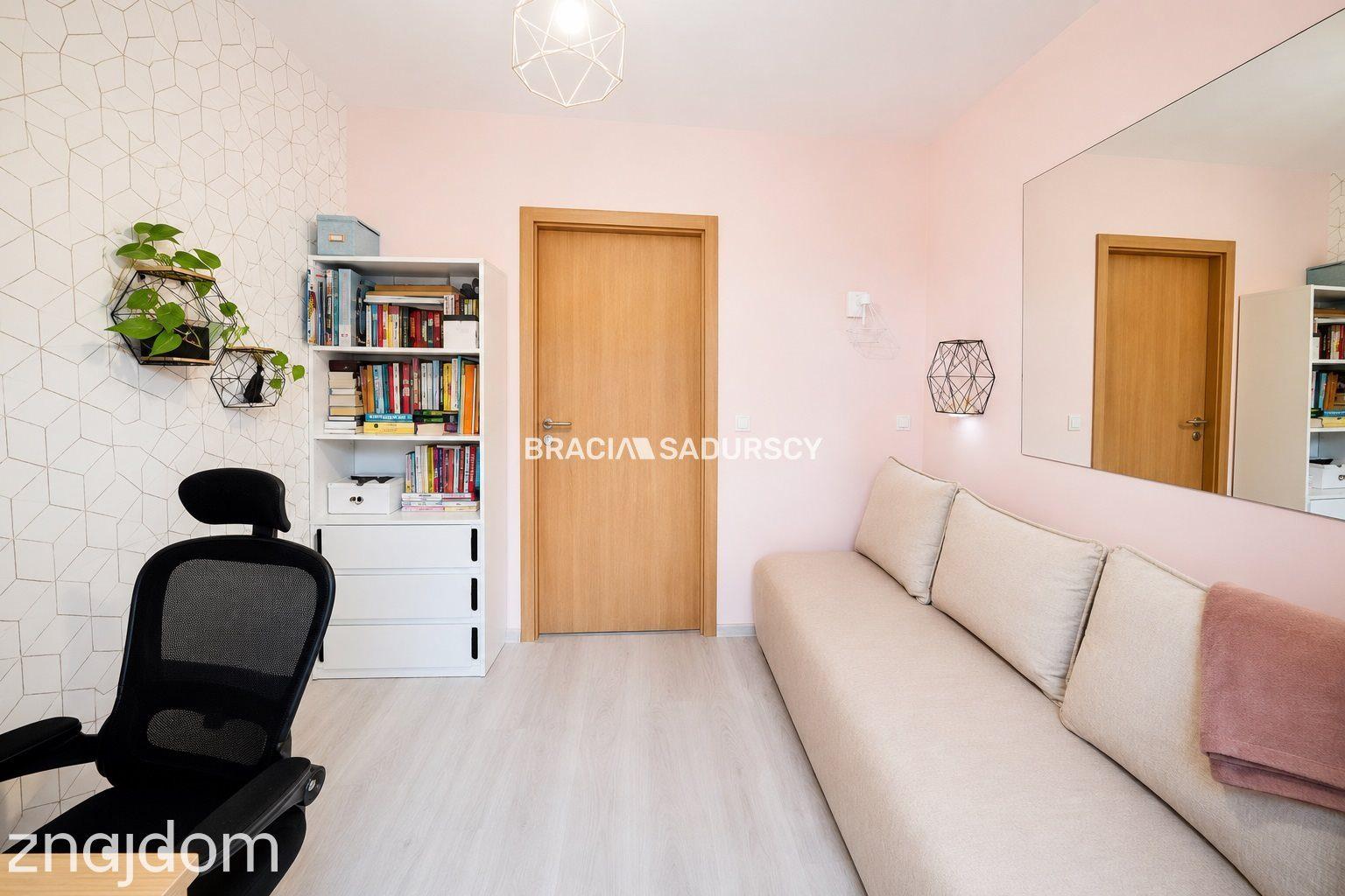 3 pokoje z ogrodem 130 m² i kominkiem - zdjęcie 7