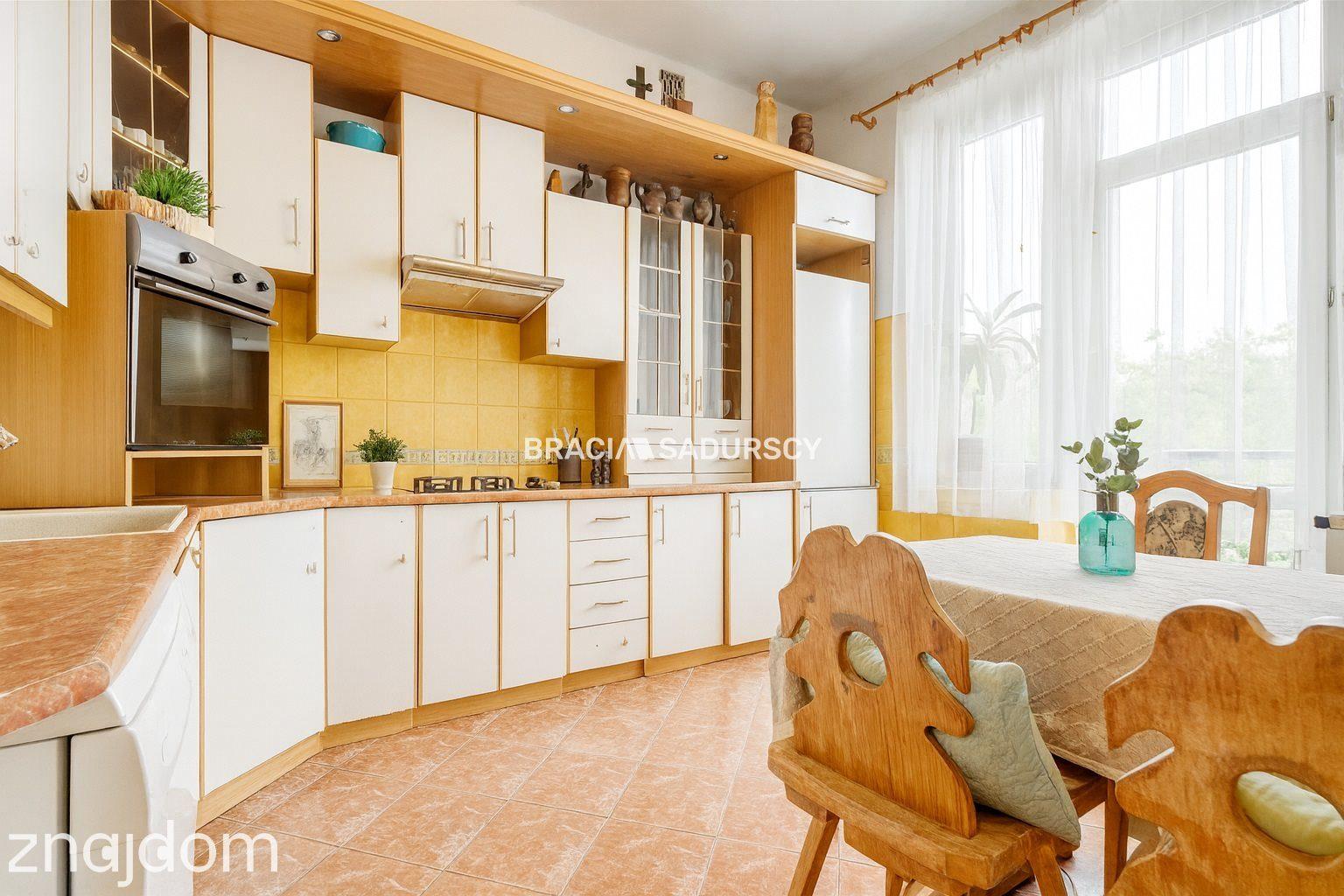 102m2, ścisłe Centrum, klimatycznie w kamienicy - zdjęcie 8