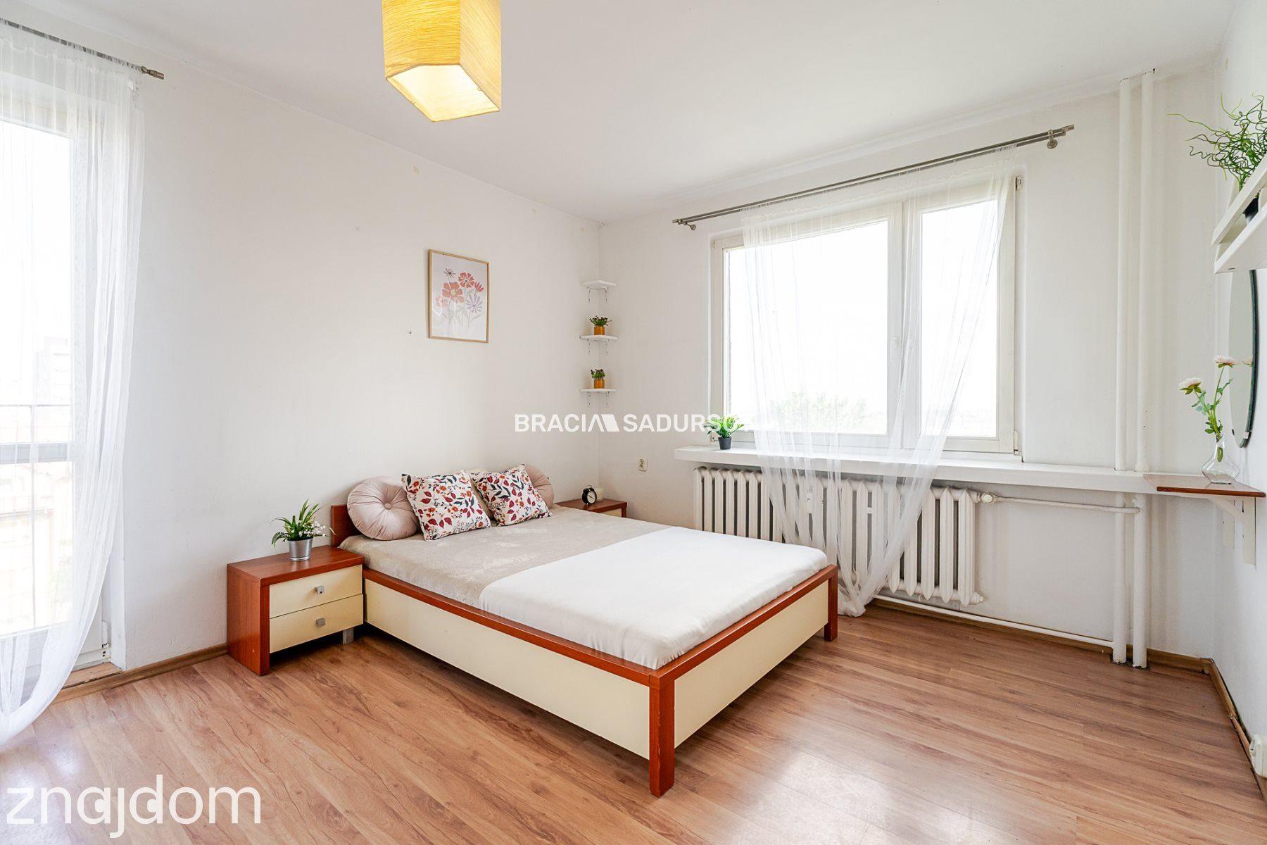 3pok.z potencjałem, balkon, tramwaj, Mistrzejowice - zdjęcie 9