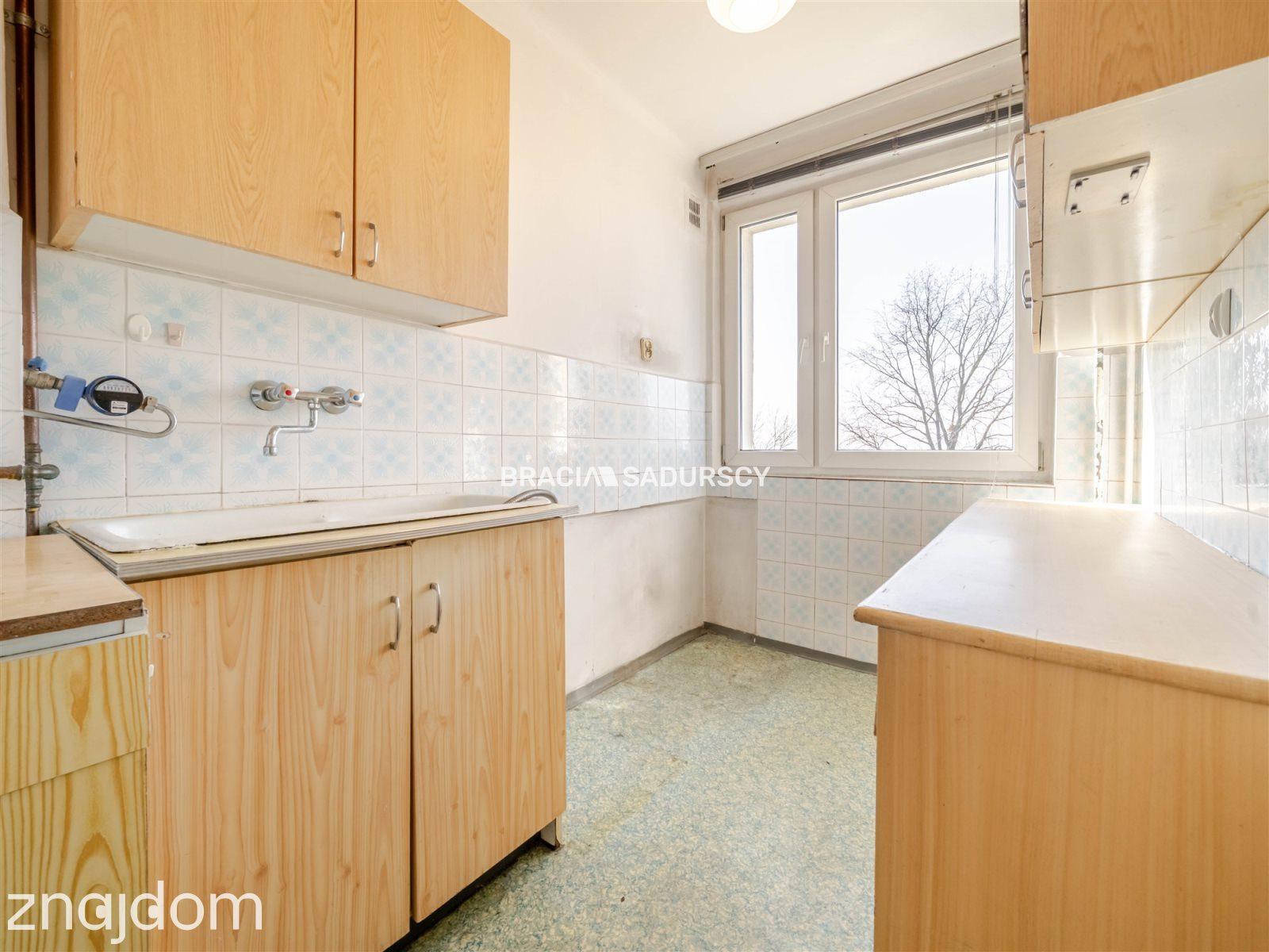 2-pokoje os. Na Stoku - jasna kuchnia, balkon - zdjęcie 16