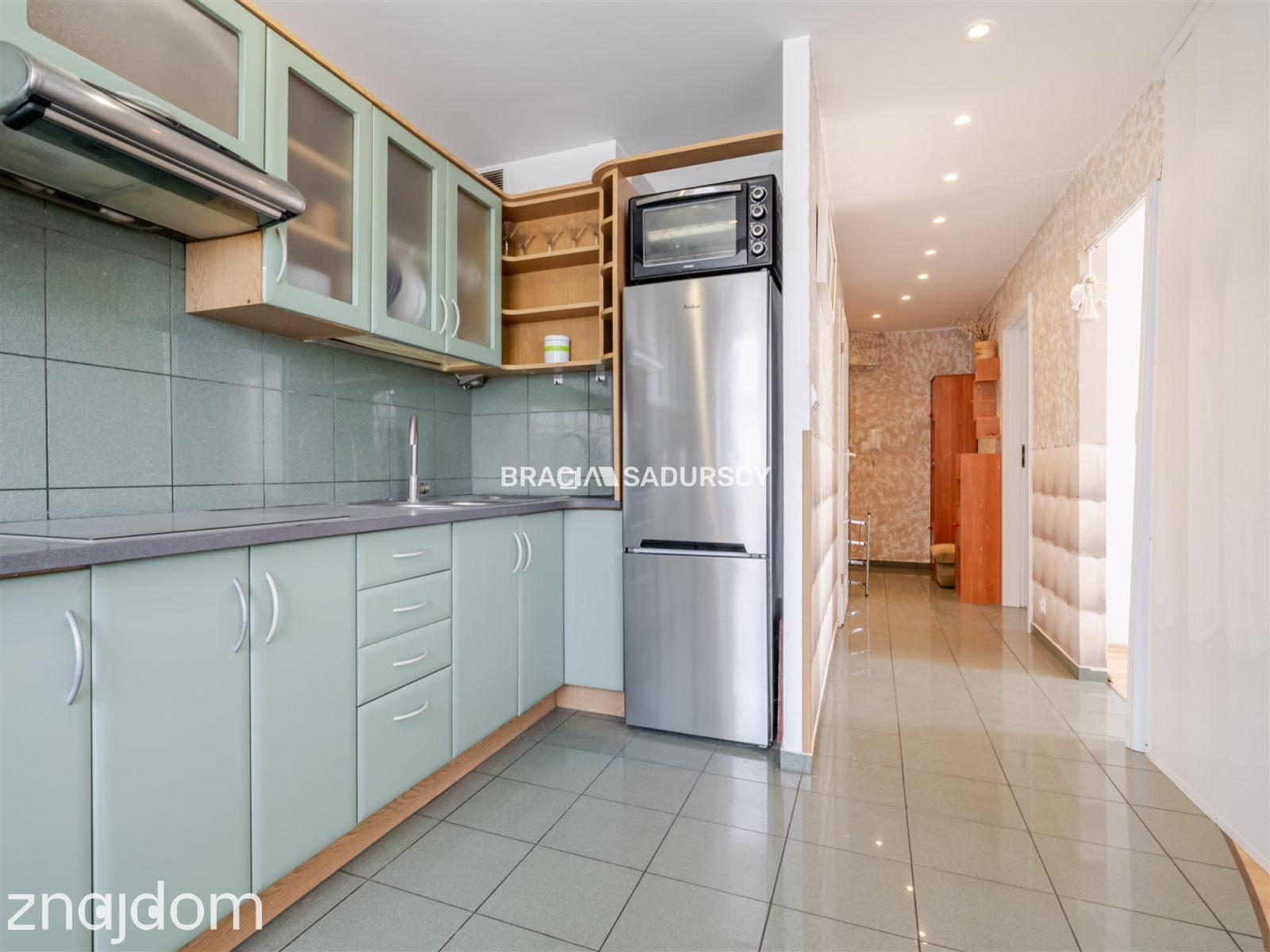 M 50M2 / 3 POKOJE / BALKON / GARAŻ / ZIELONO - zdjęcie 20
