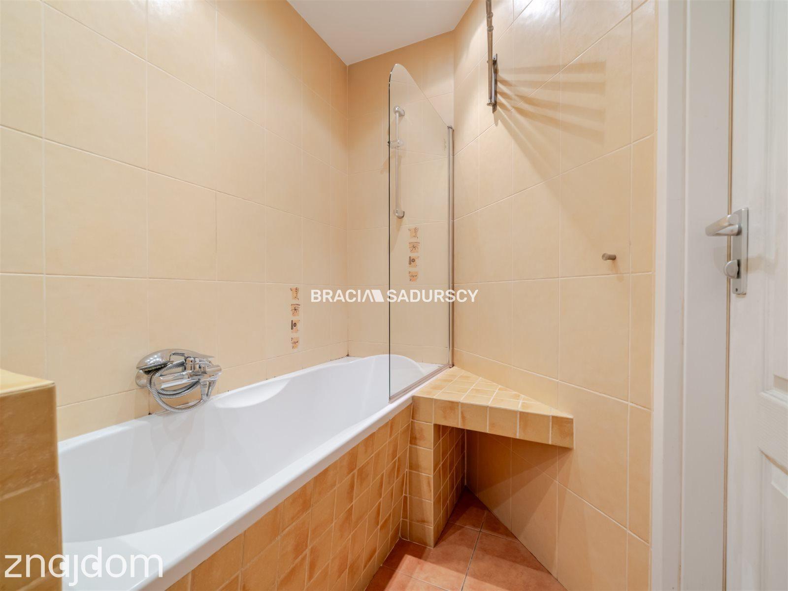 M 50M2 / 3 POKOJE / BALKON / GARAŻ / ZIELONO - zdjęcie 28