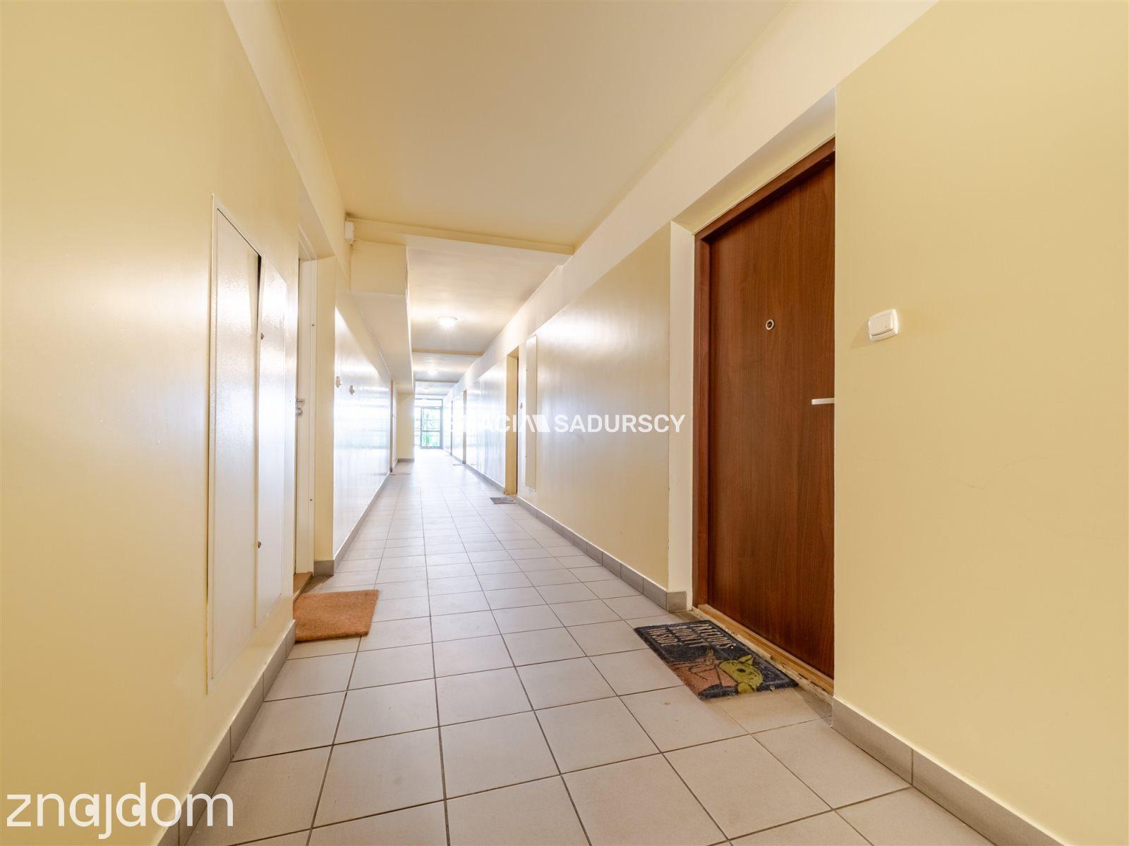 M 50M2 / 3 POKOJE / BALKON / GARAŻ / ZIELONO - zdjęcie 30