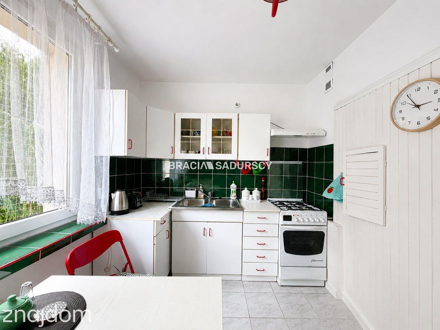 Kawalerka z osobną kuchnią, 37 m², balkon - zdjęcie 8