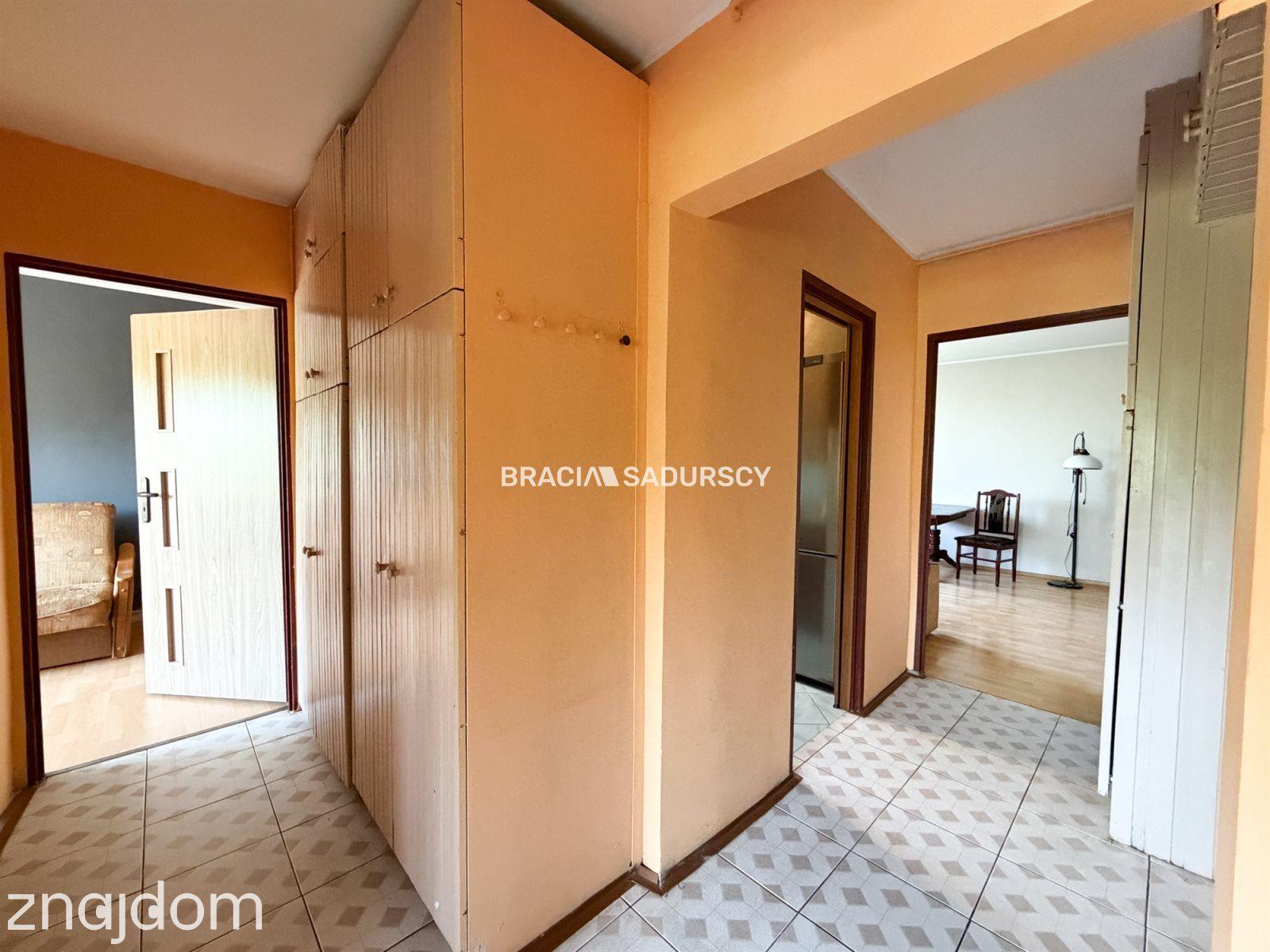 4 osobne pokoje, balkon, oddzielna kuchnia - zdjęcie 12