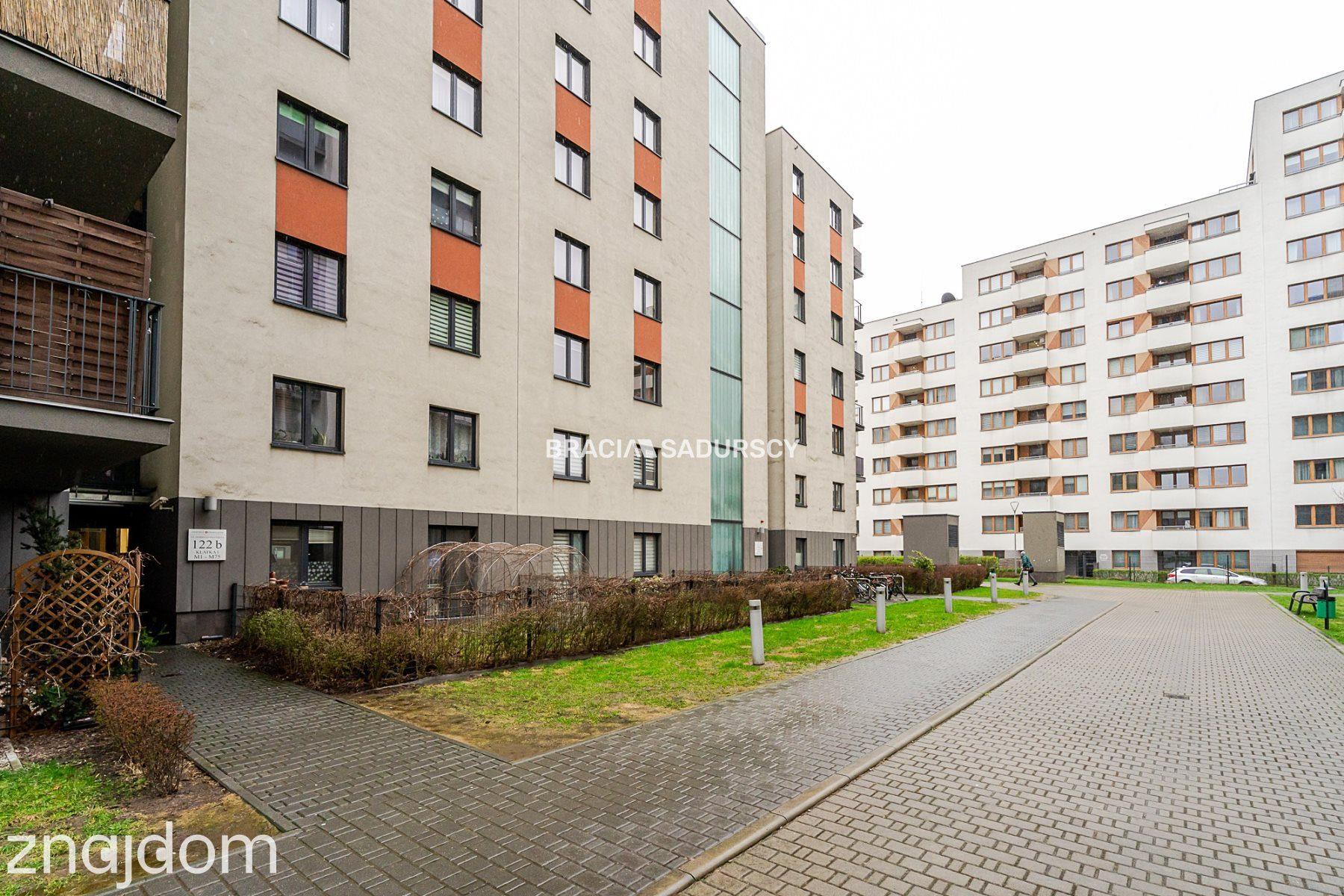 Zamknięte osiedle | 2 pok. | Balkon - zdjęcie 28