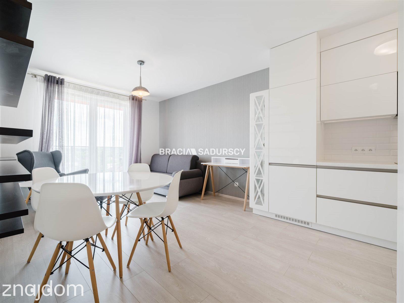 Mieszkanie 2 pok. 38 m² – Kordiana, komunikacja - zdjęcie 2