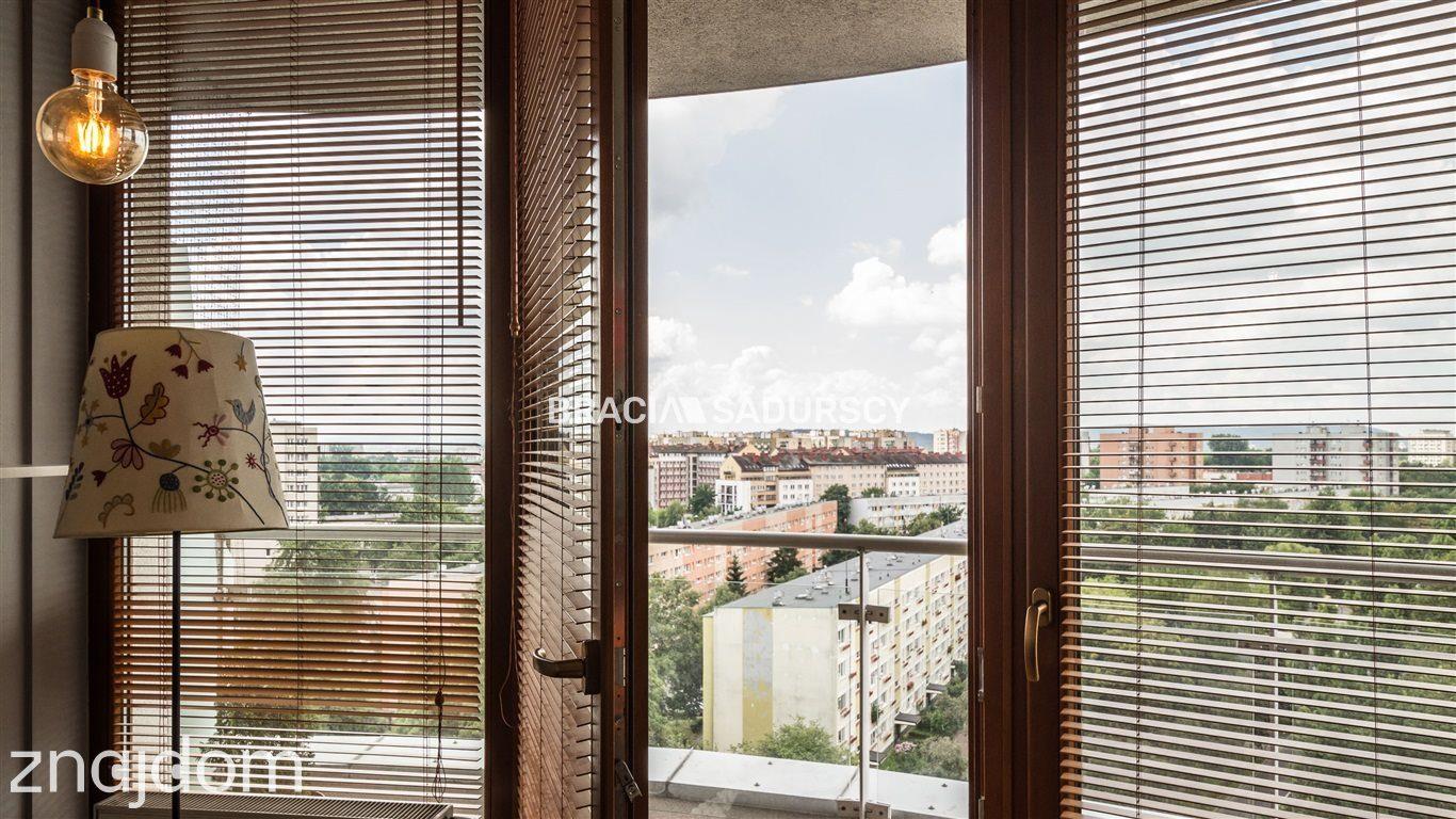 Stylowy apartament z widokiem na Kraków - zdjęcie 10