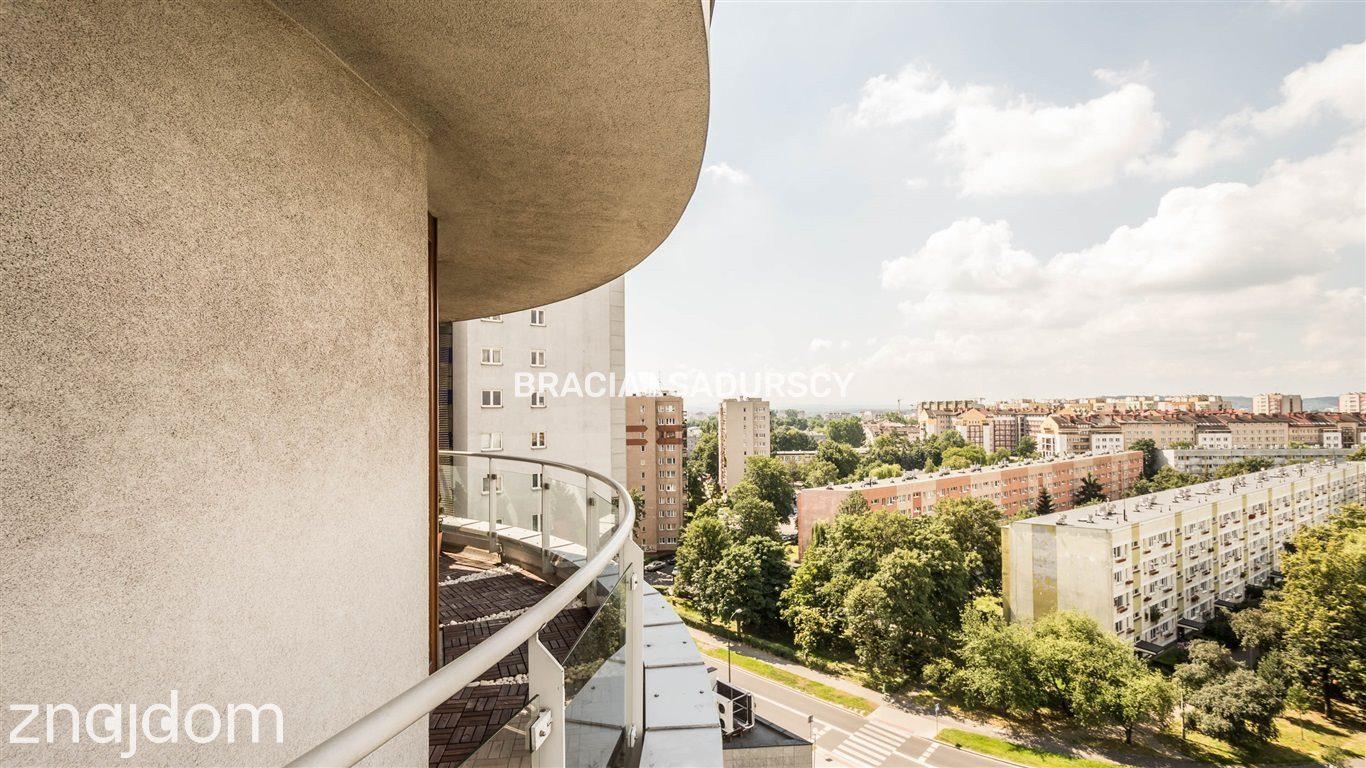 Stylowy apartament z widokiem na Kraków - zdjęcie 19