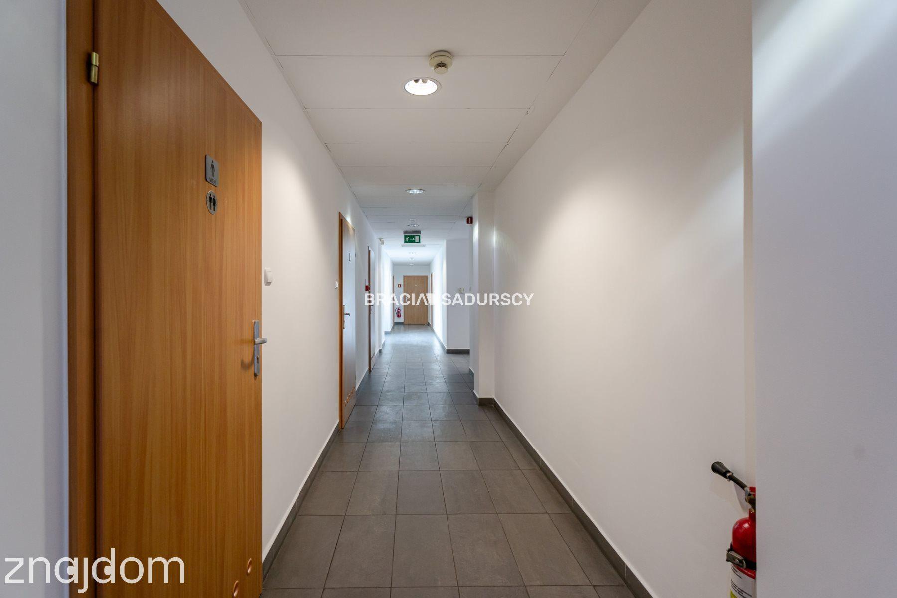biuro ul. Mogilska - Kraków, 327,5 m2, - zdjęcie 3