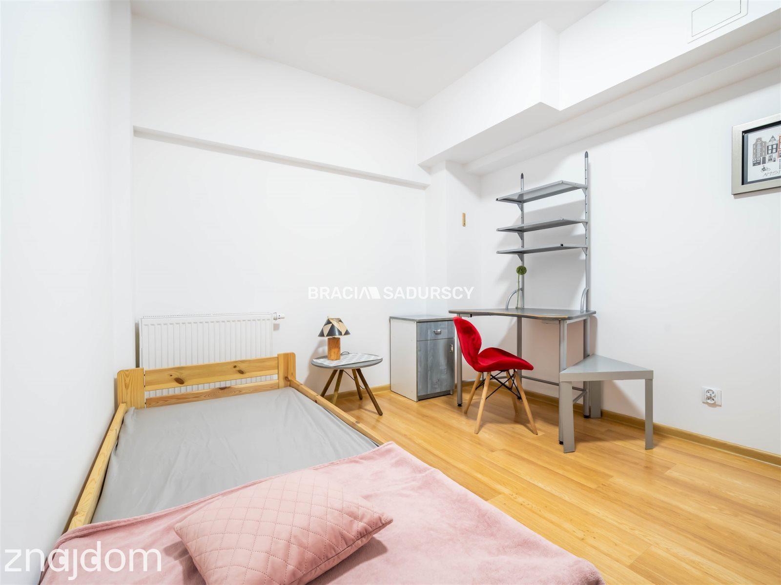 Lokal mieszkalno-usługowy w centrum. - zdjęcie 13