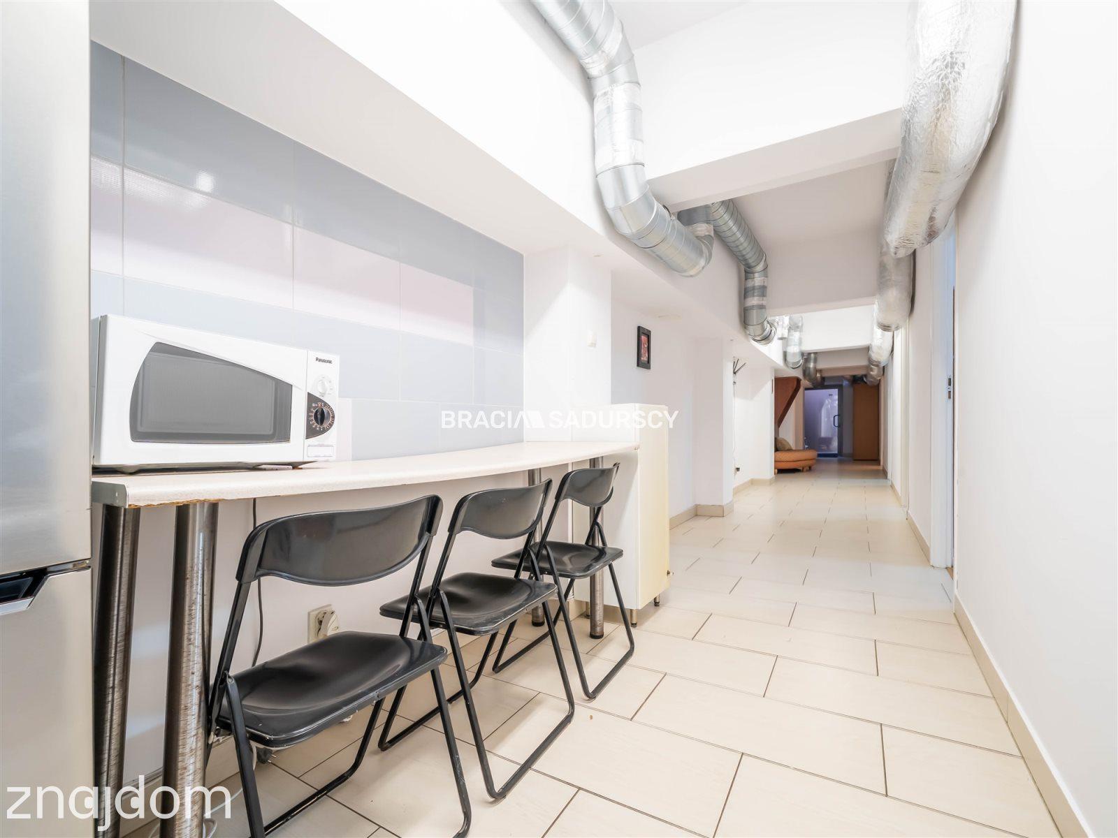 Lokal mieszkalno-usługowy w centrum. - zdjęcie 28