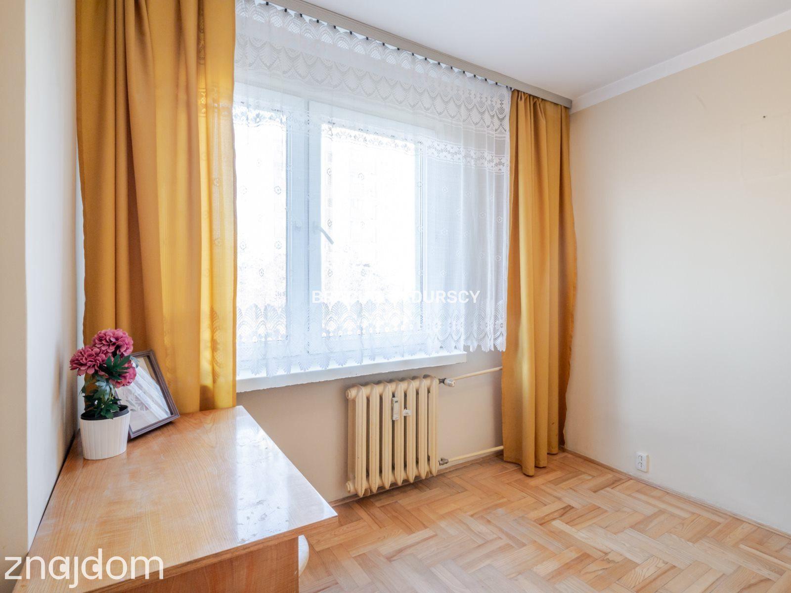 Czyżyny – 3 pokoje z balkonem i piwnicą - zdjęcie 10