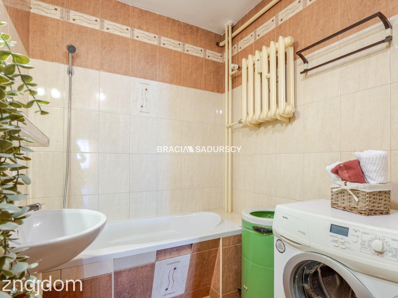 Czyżyny – 3 pokoje z balkonem i piwnicą - zdjęcie 14