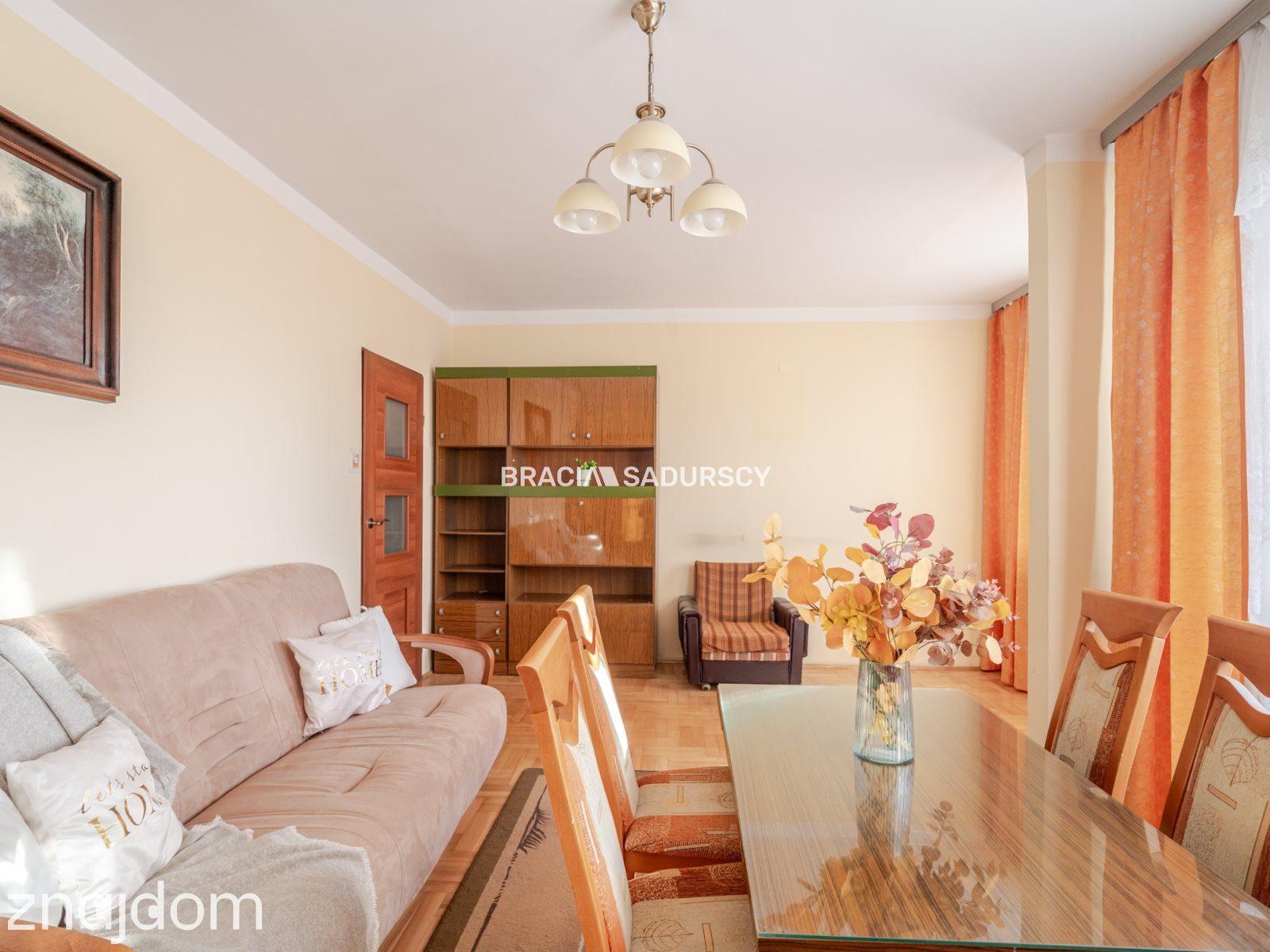 Czyżyny – 3 pokoje z balkonem i piwnicą - zdjęcie 2