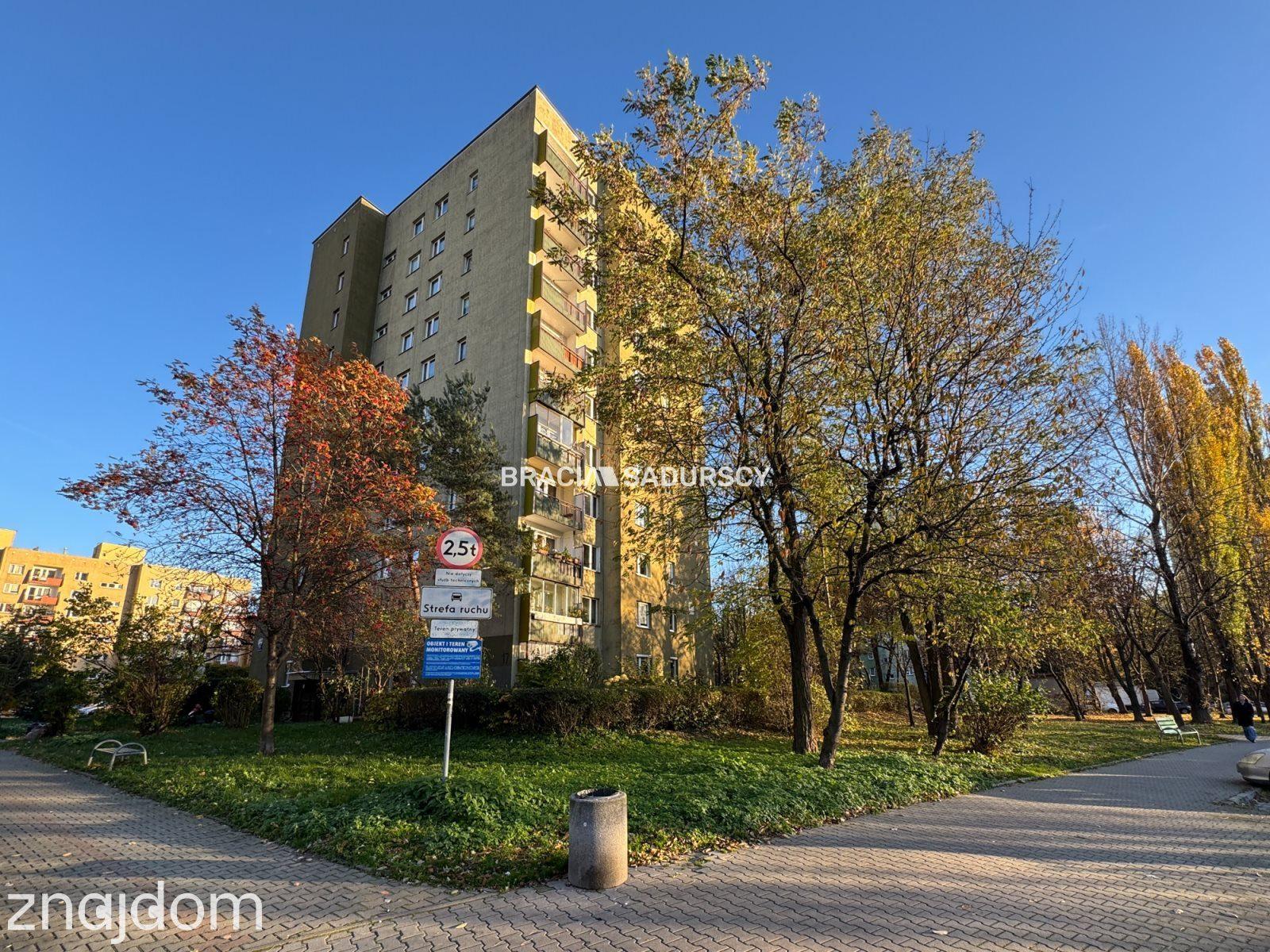 Czyżyny – 3 pokoje z balkonem i piwnicą - zdjęcie 23