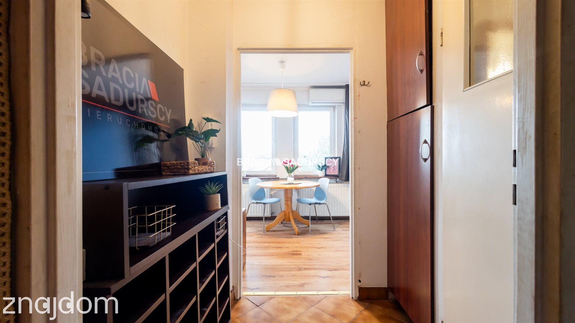 27m2 z piwnicą, klimatyzacją i widokiem na Kopiec - zdjęcie 9