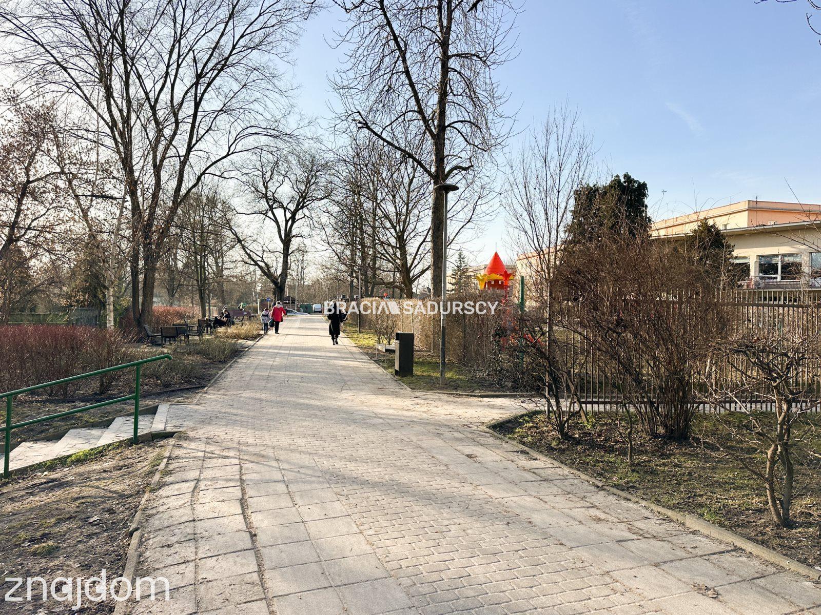 Dwupokojowe jasne mieszkanie w centrum. - zdjęcie 8