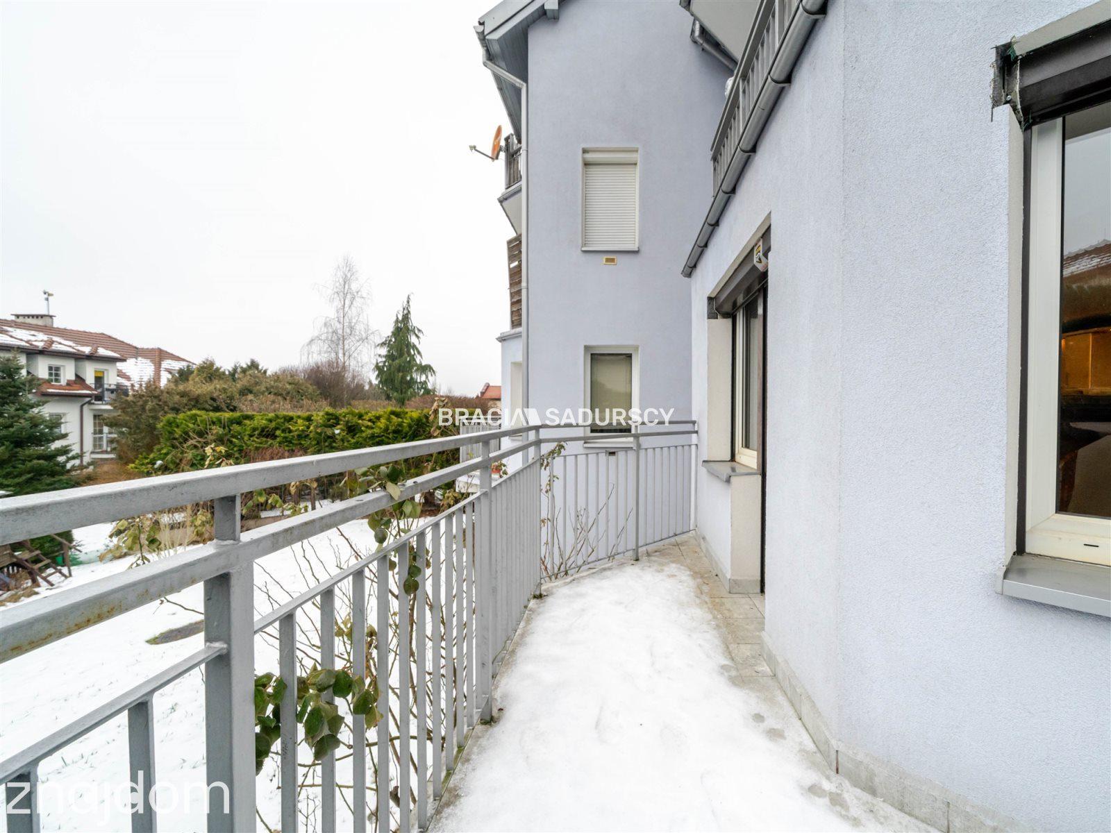 Kameralne 3 pokoje z dużym balkonem - zdjęcie 19